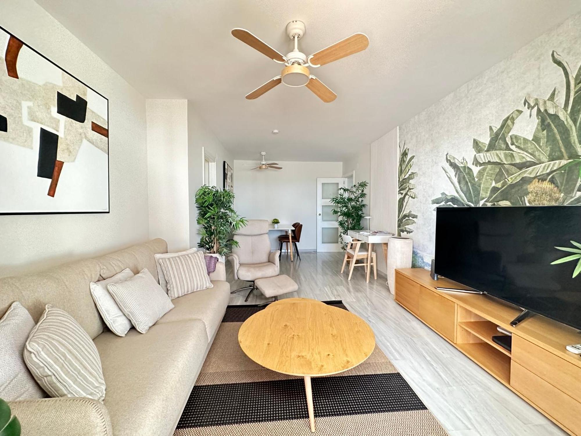2 Bed Penthouse With Sea View Apartamento