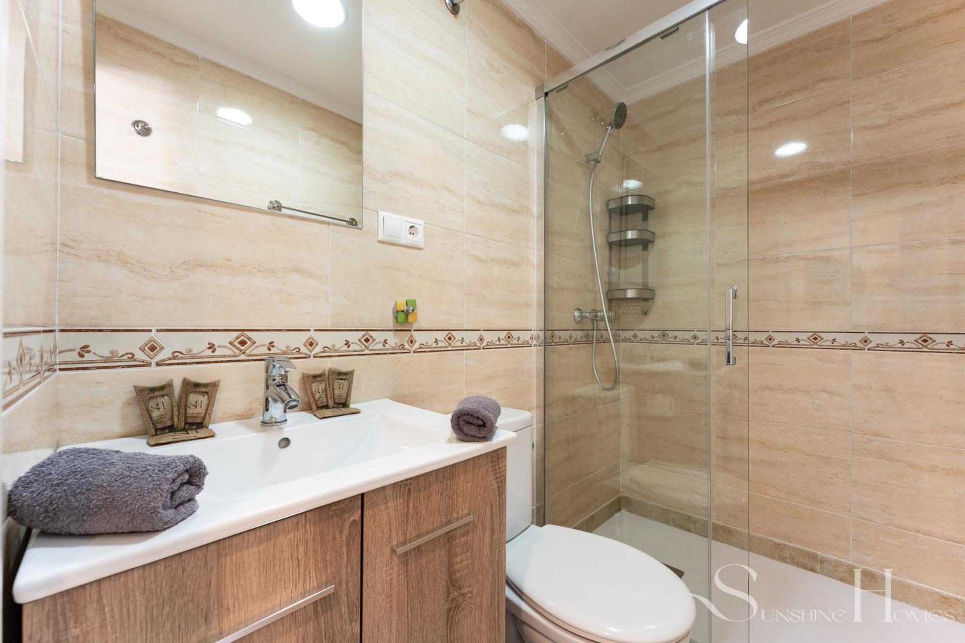 First Line , Cosy And Comfortable + Swimming Pool *