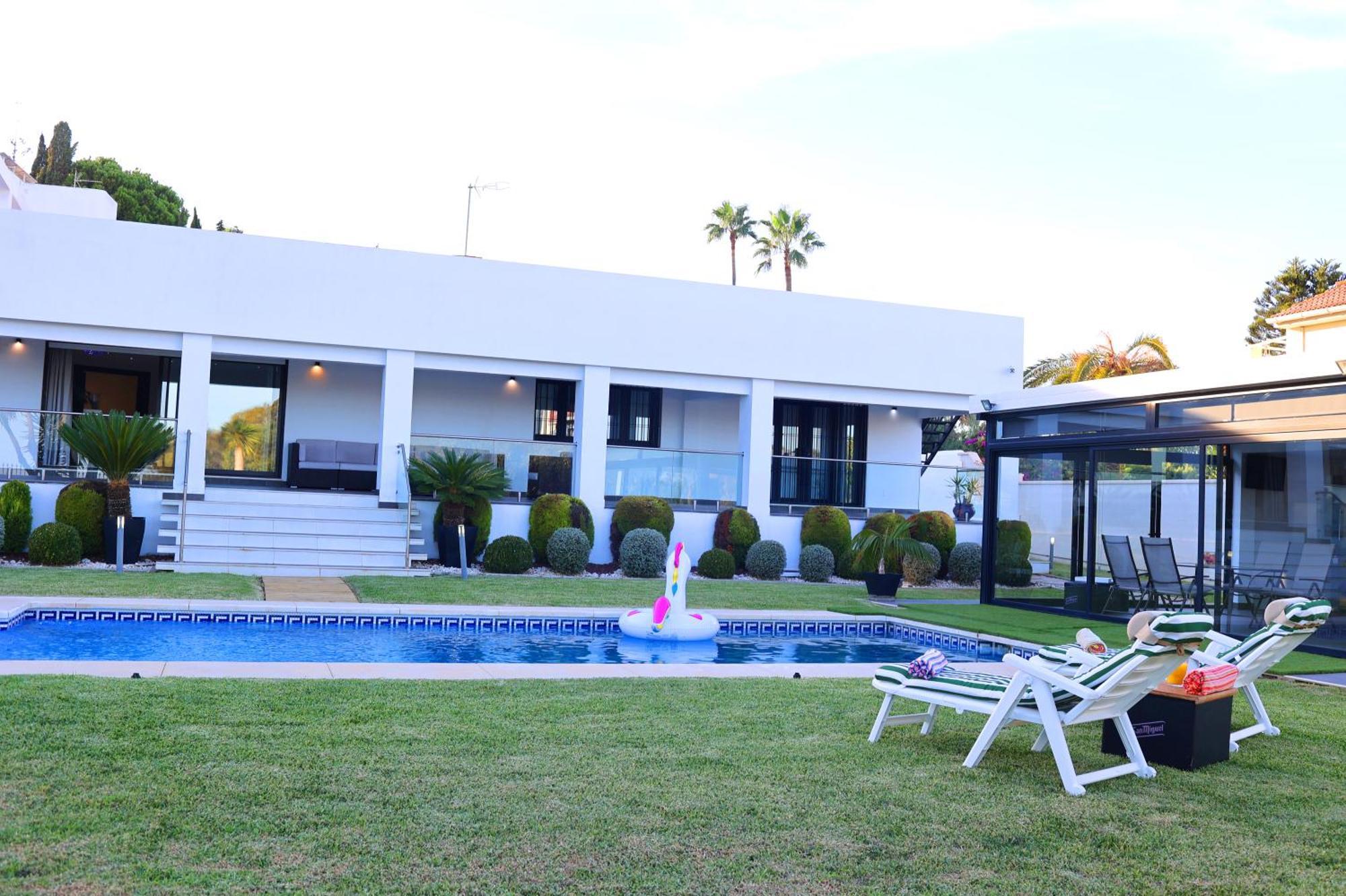 Lujo Costa Del Sol Con Piscina-jacuzzi * Torremolinos