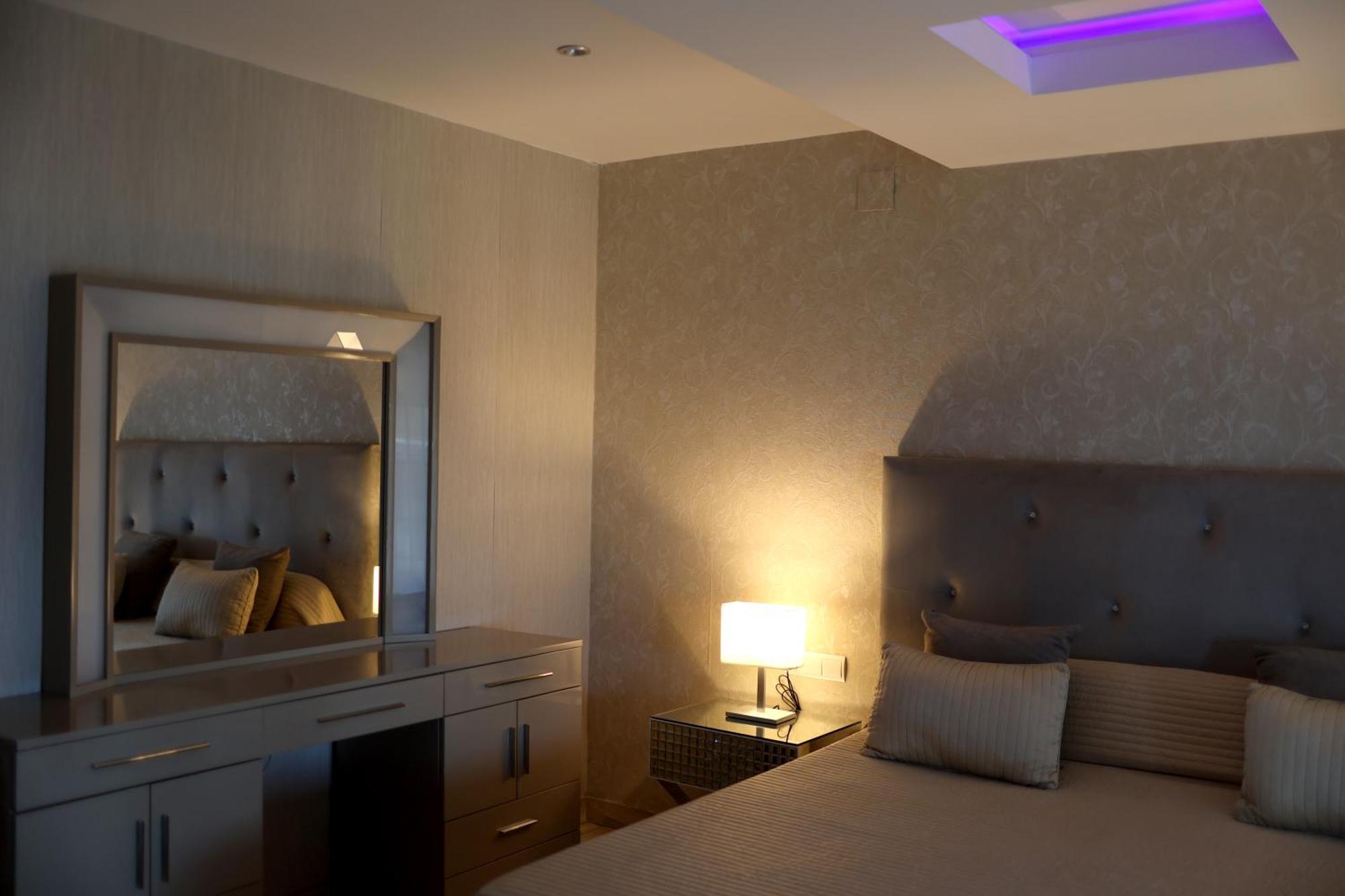 Lujo Costa Del Sol Con Piscina-jacuzzi *
