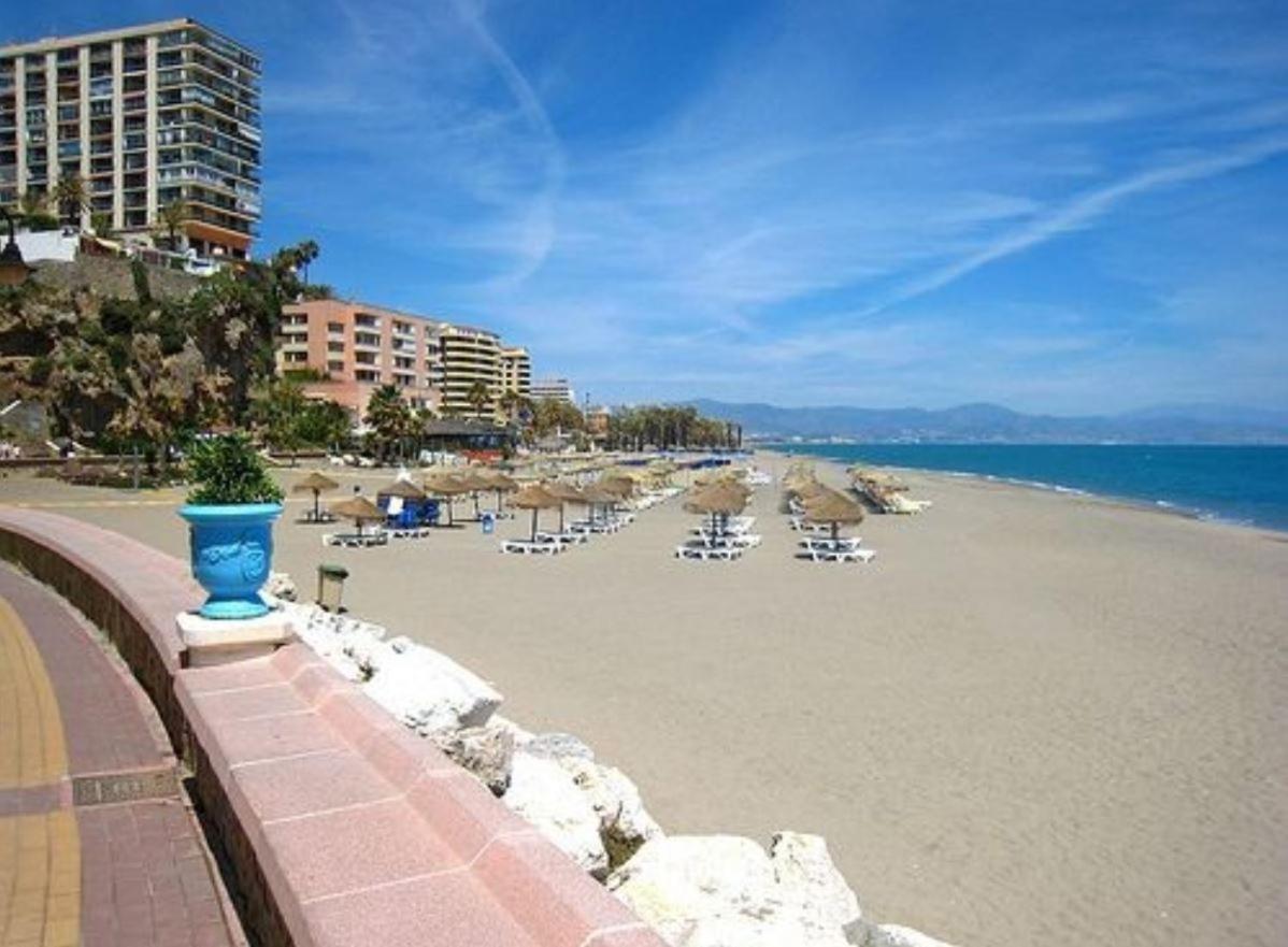 5 Personas + Parking + Piscina Todo El Ano Apartment Torremolinos