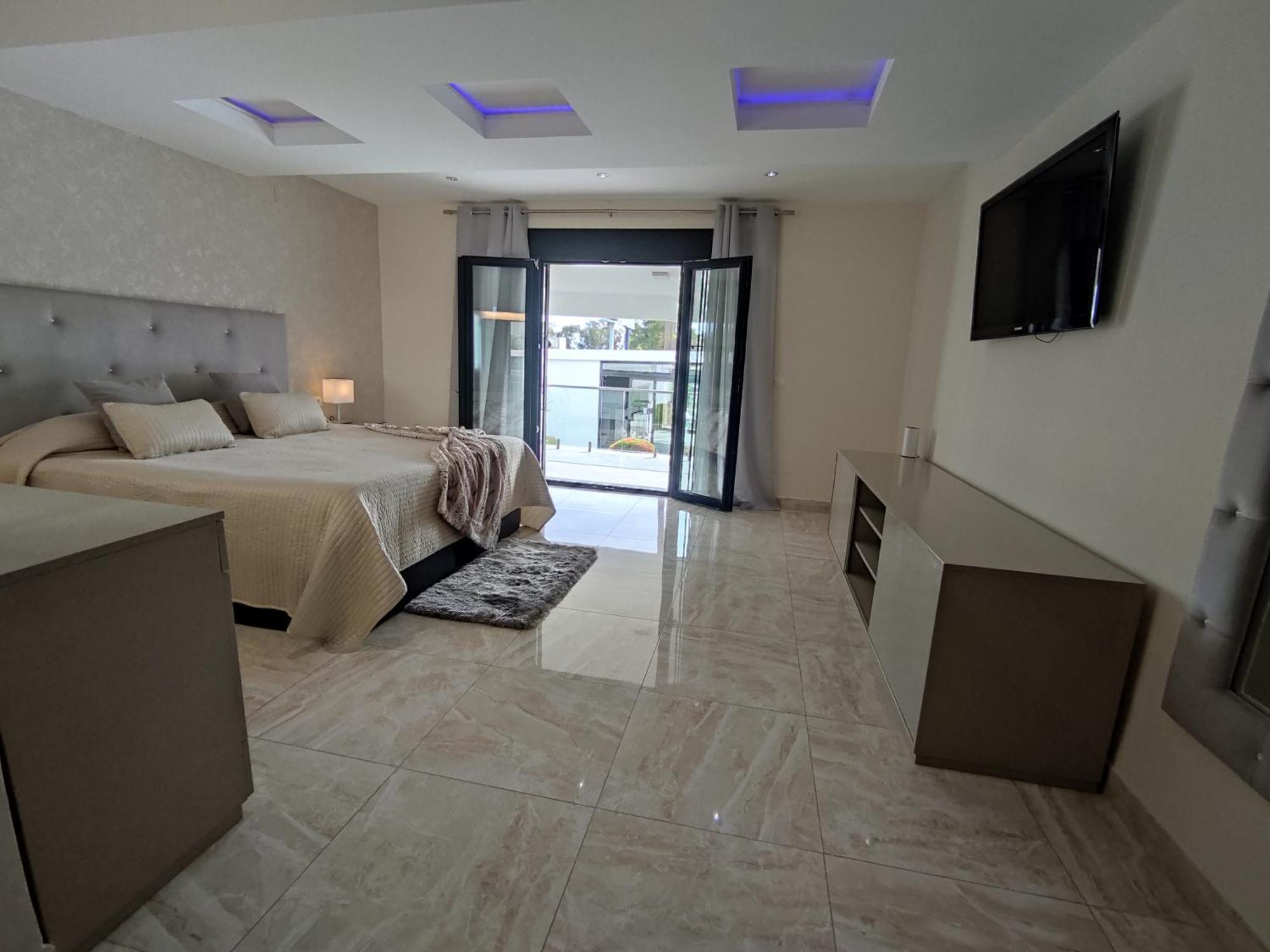 Lujo Costa Del Sol Con Piscina-jacuzzi * Torremolinos