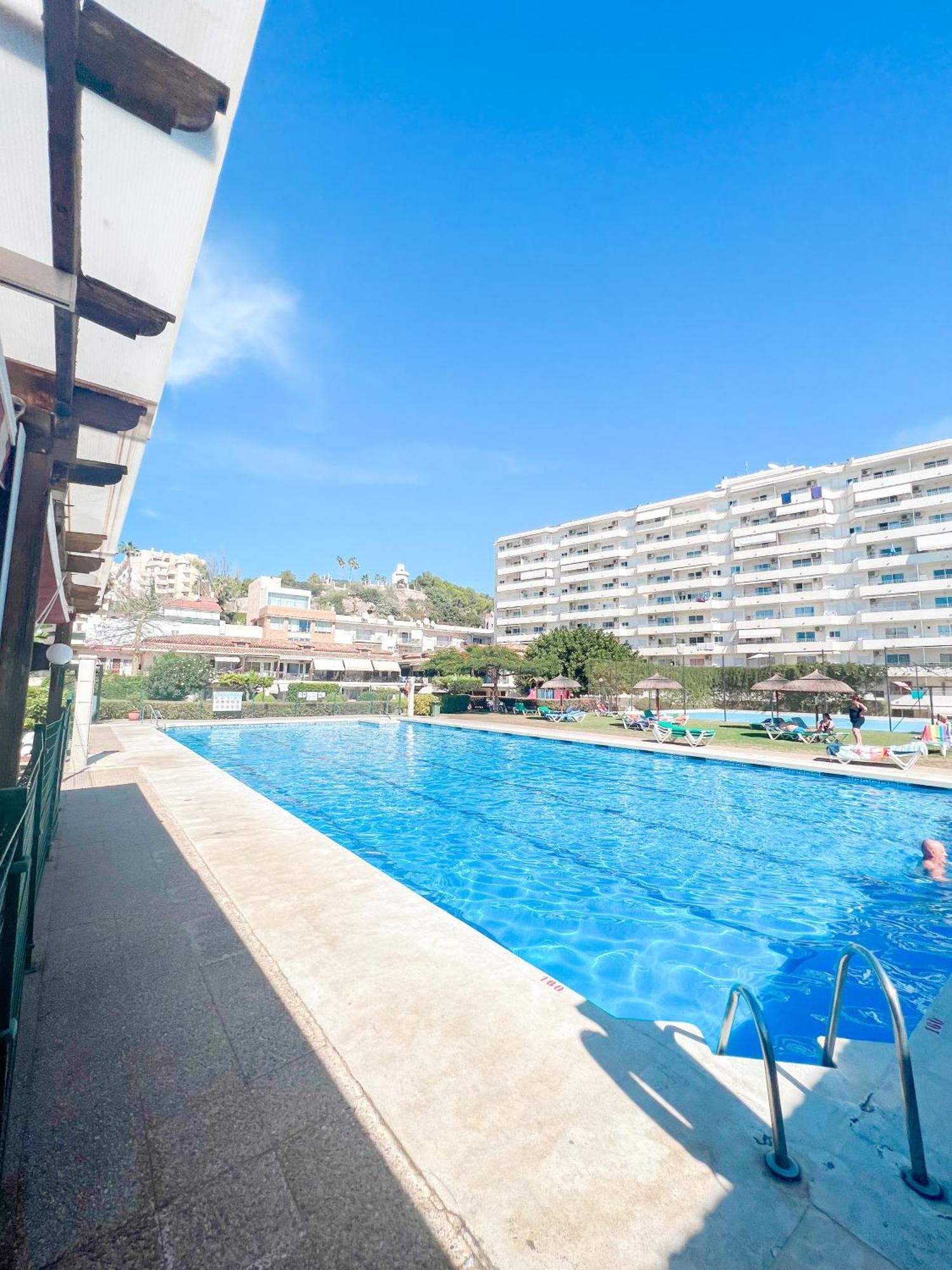 Carihuela Park Palace A 600 Metros De La Playa *