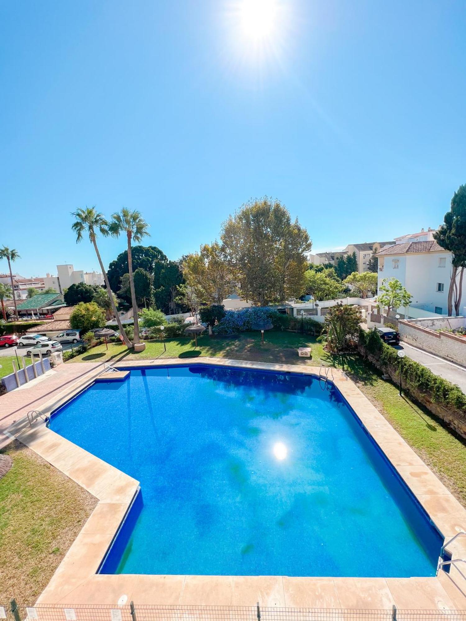 Cozy & Sunny Carihuela Park