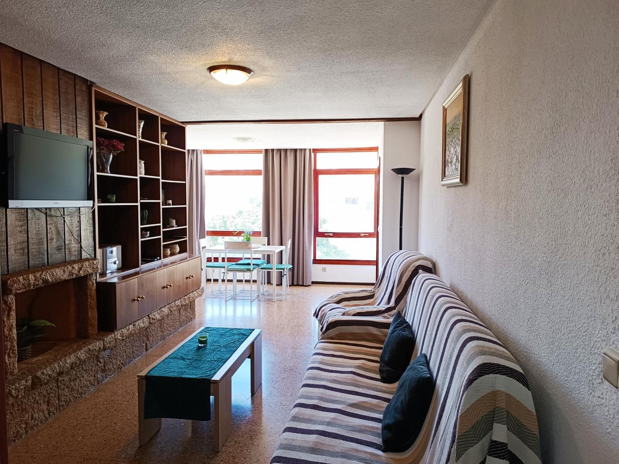 Nog - La Nogalera, 2 Dorm, 2 Banos, Terraza, Piscina, Wifi *