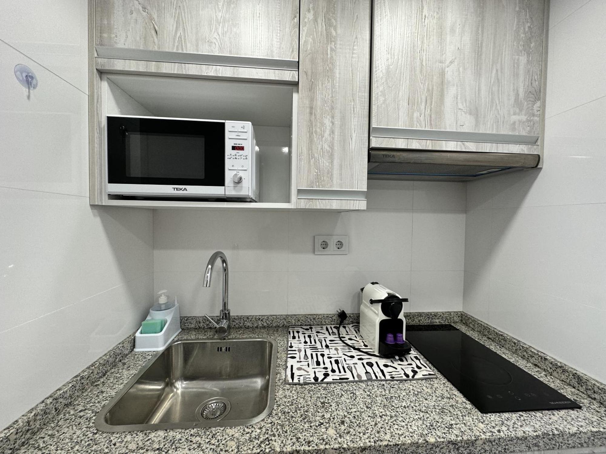 Apartment Cg4n - Nuevo Estudio, Recien Reformado, Wifi *