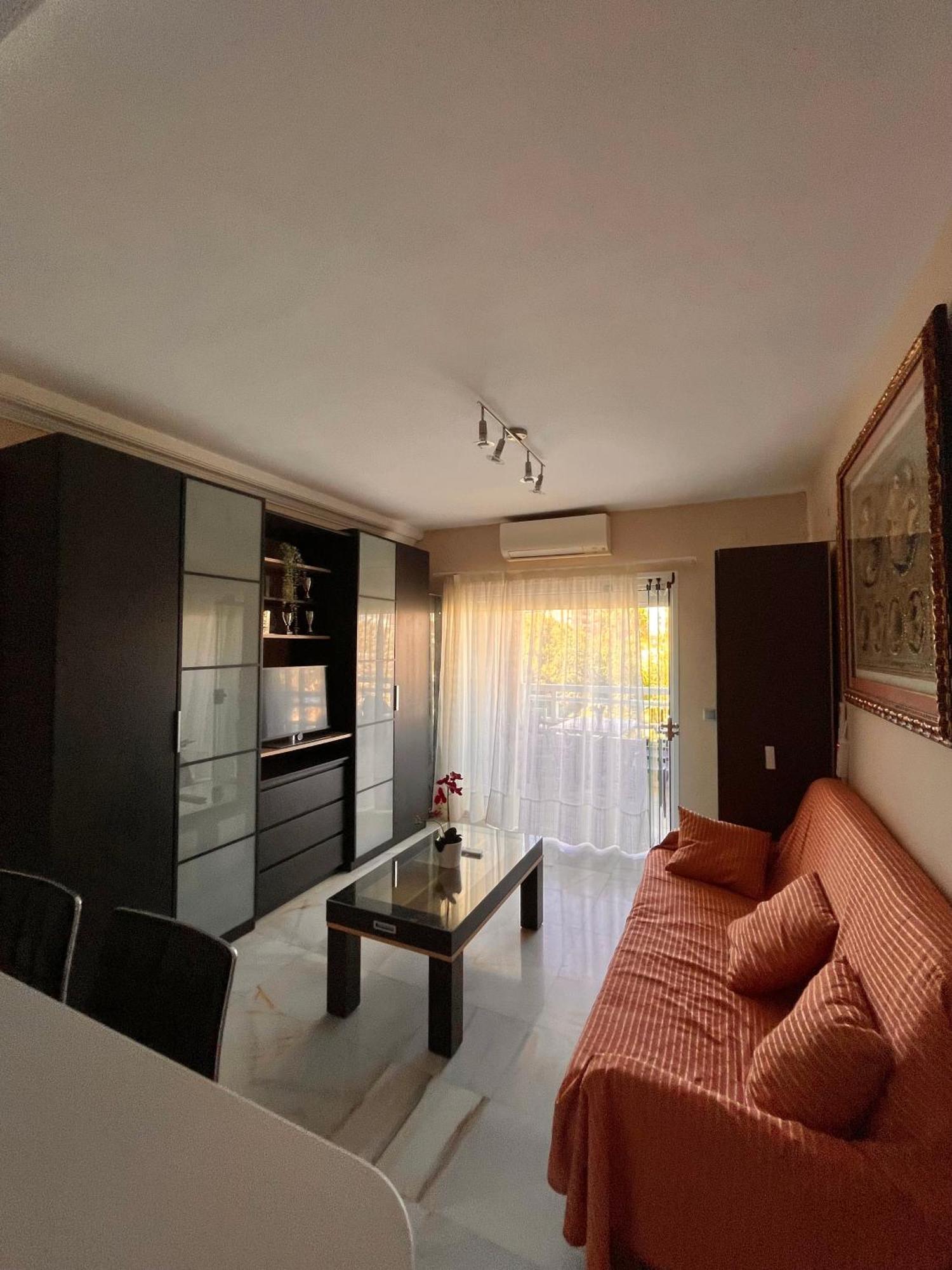 Apartment Costalago *