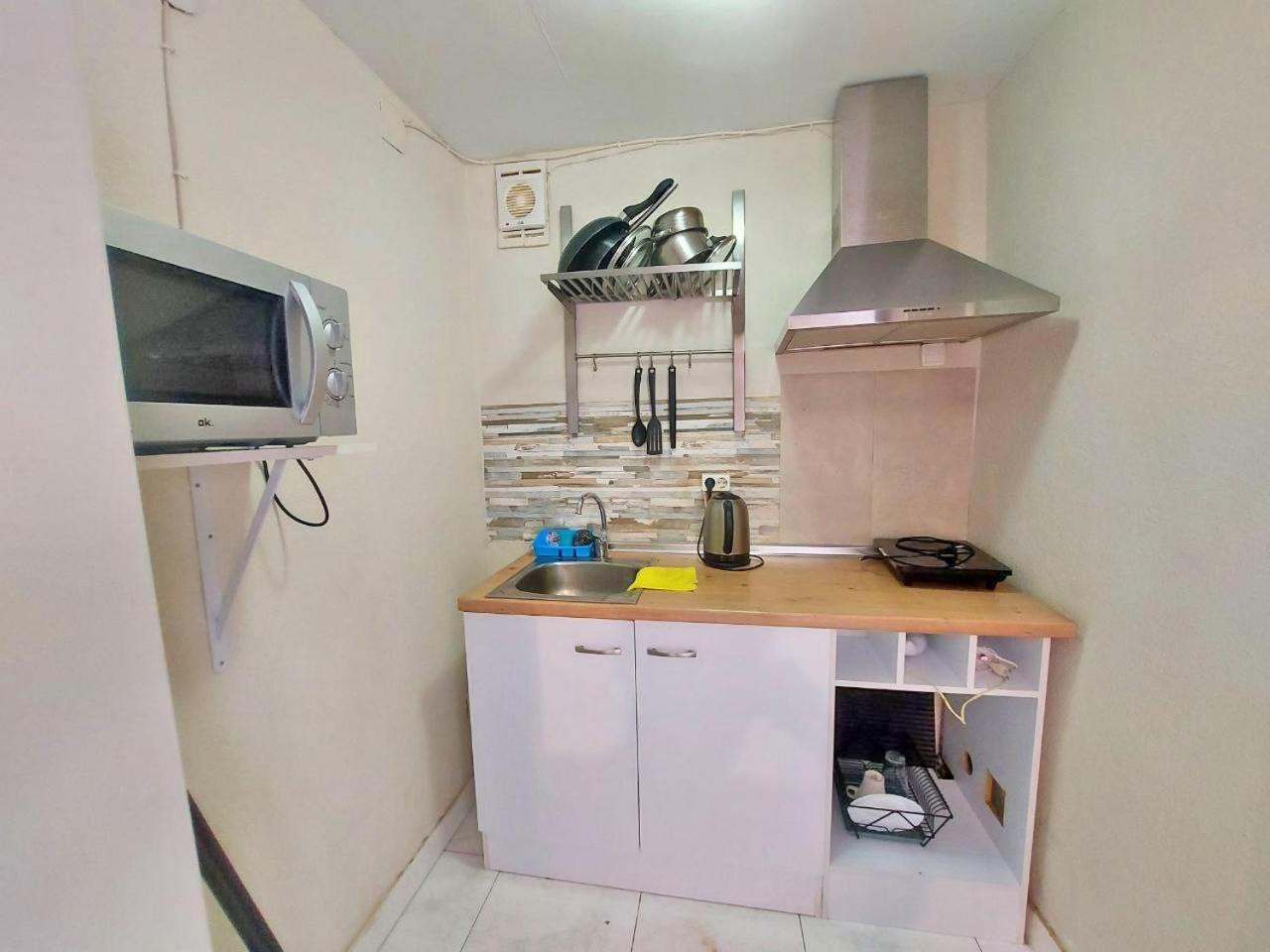 Estudios La Colina Apartment *
