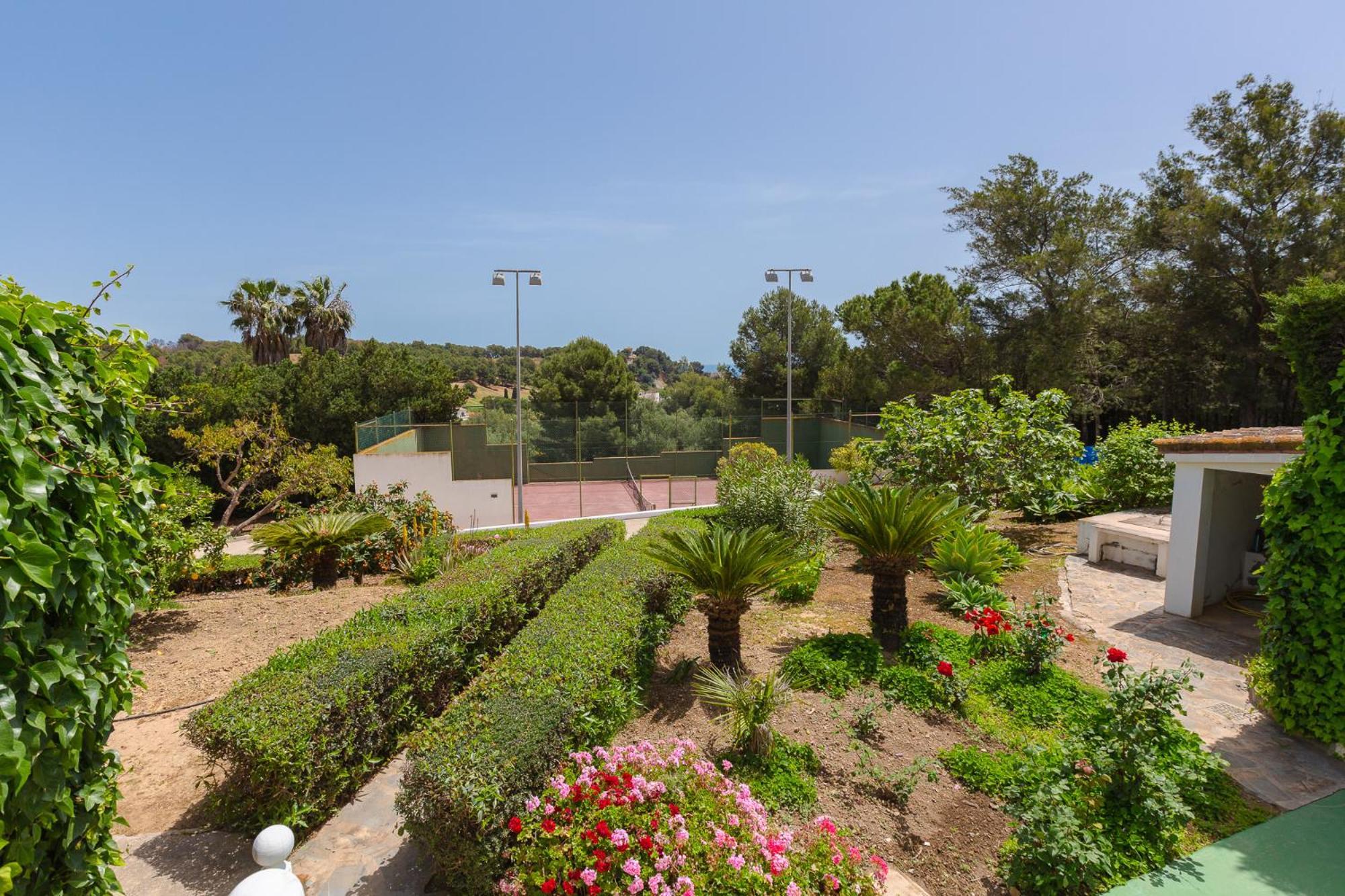 Villa Galemar Pool & Gardens