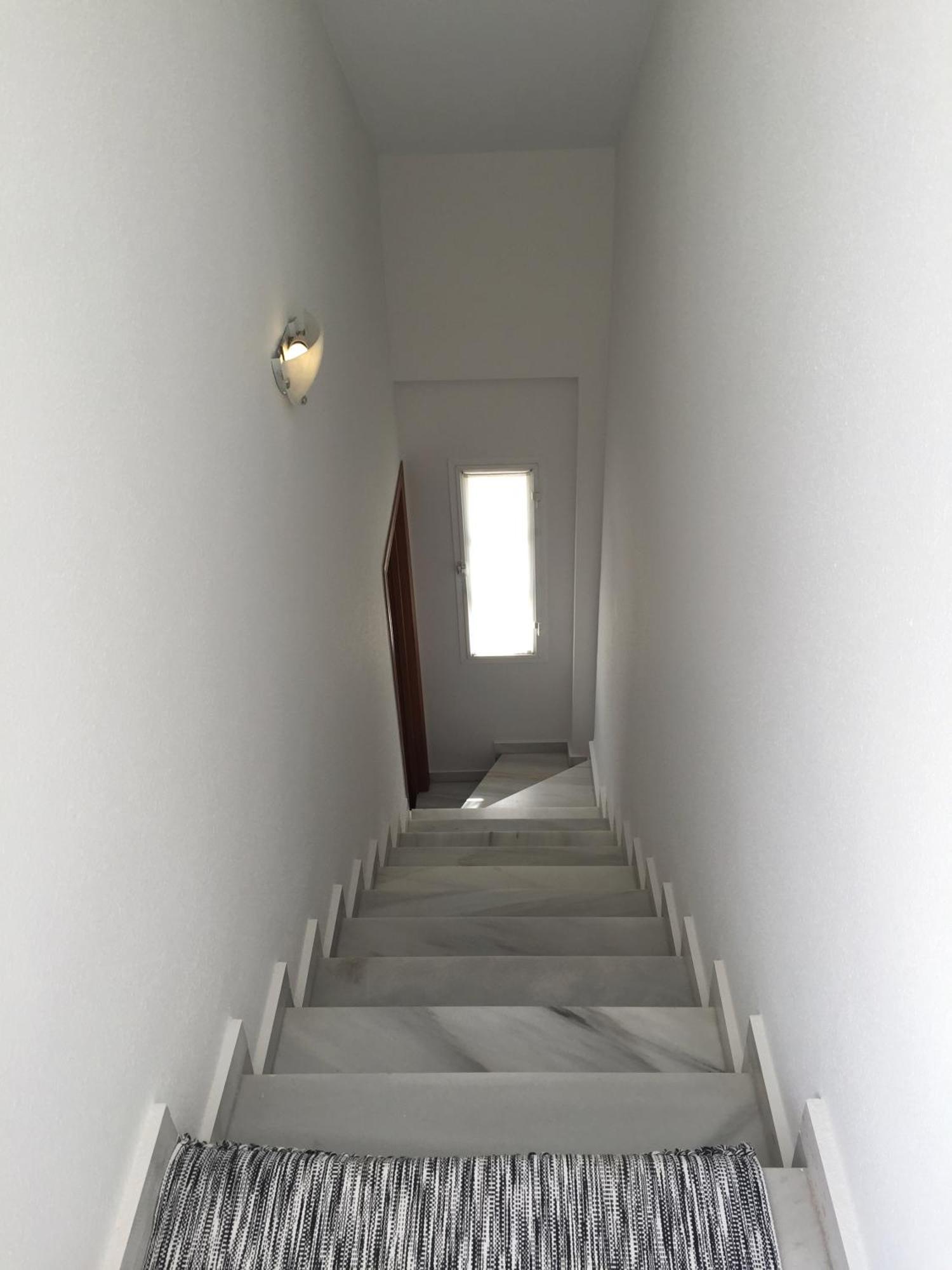 Vakantiehuis El Cortijuelo. Magnificent Triplex Terraced House With Rooftop Of 18m2, Overlooking The Sea. Parking