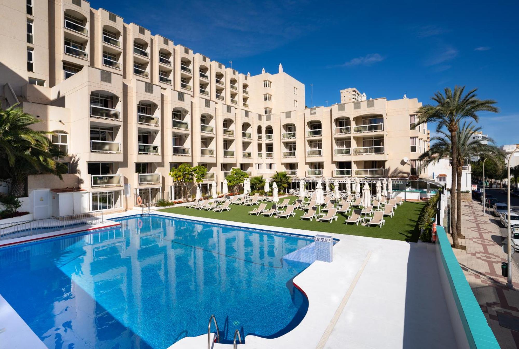 Ms Aguamarina 4*