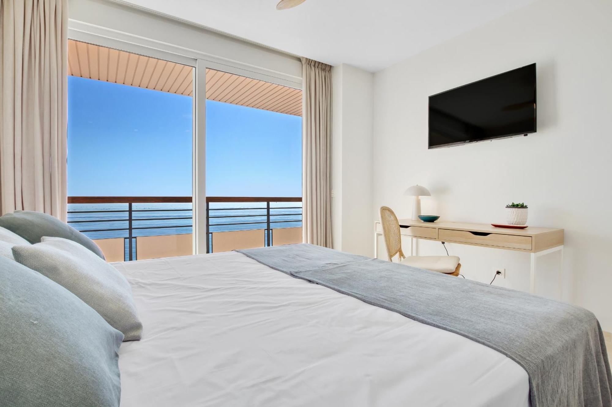Apartment Santa Clara Modern & Exclusive Seafront *