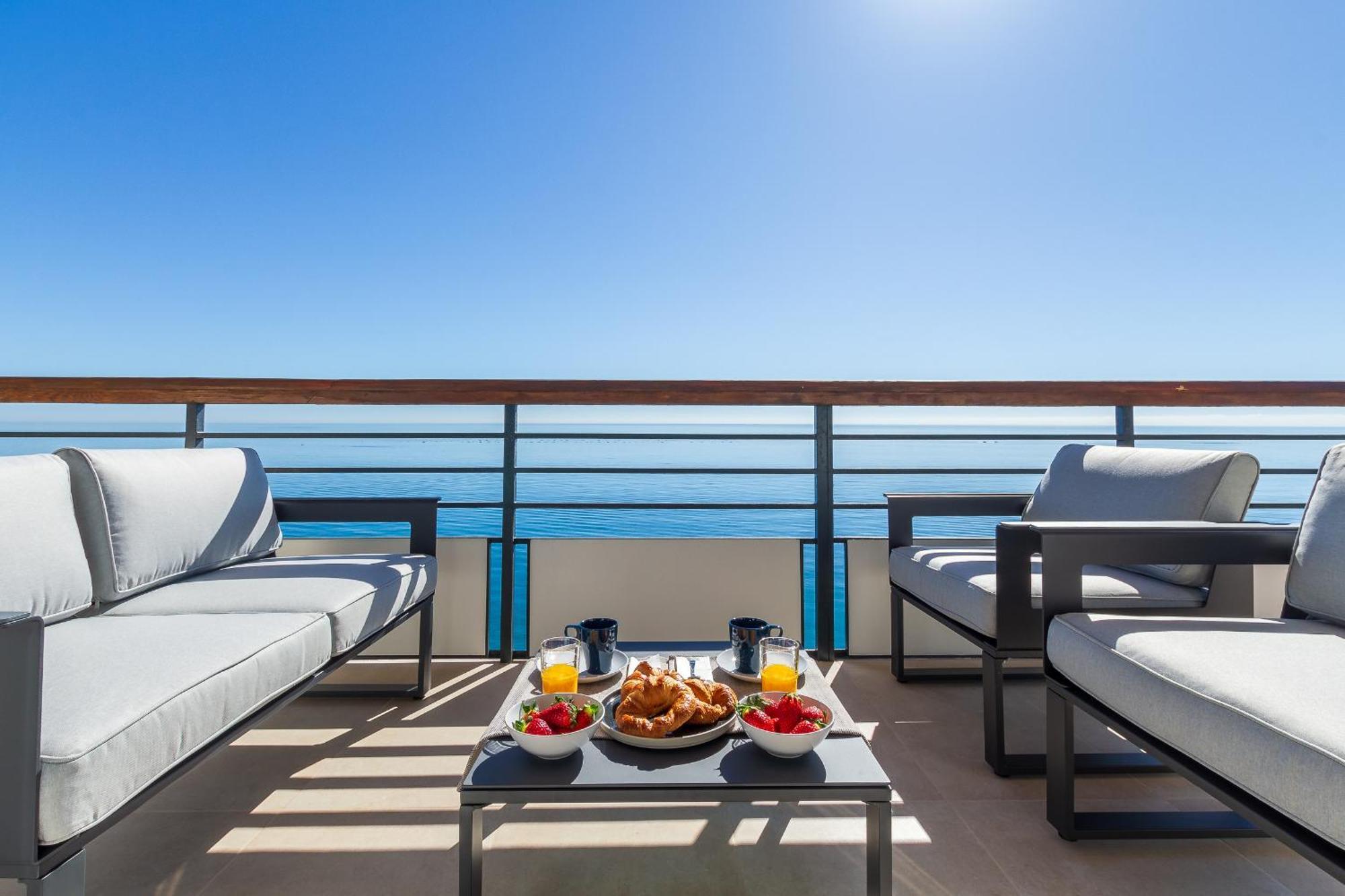Santa Clara Modern & Exclusive Seafront *