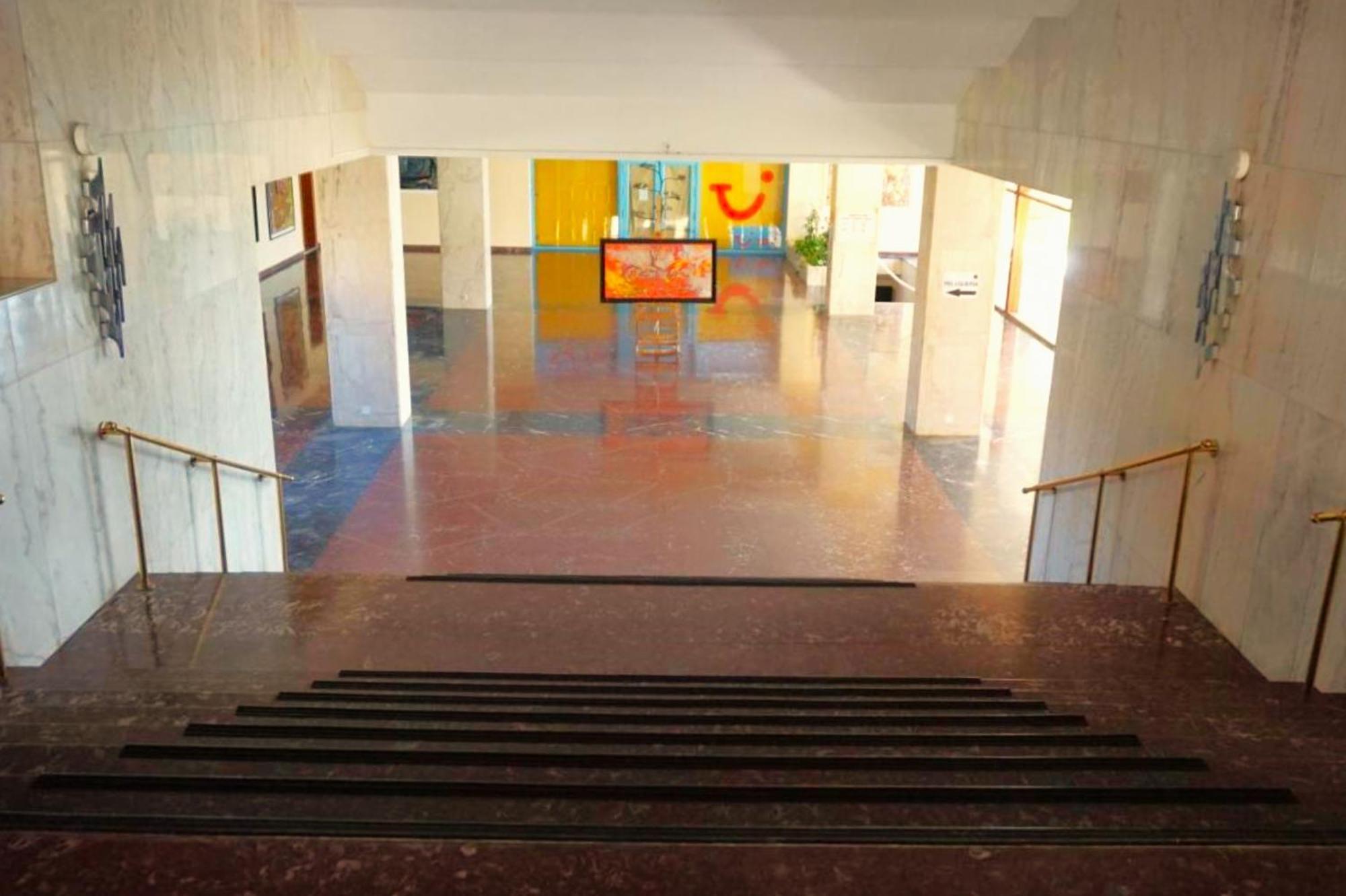 Santa Clara Modern & Exclusive Seafront Apartment *