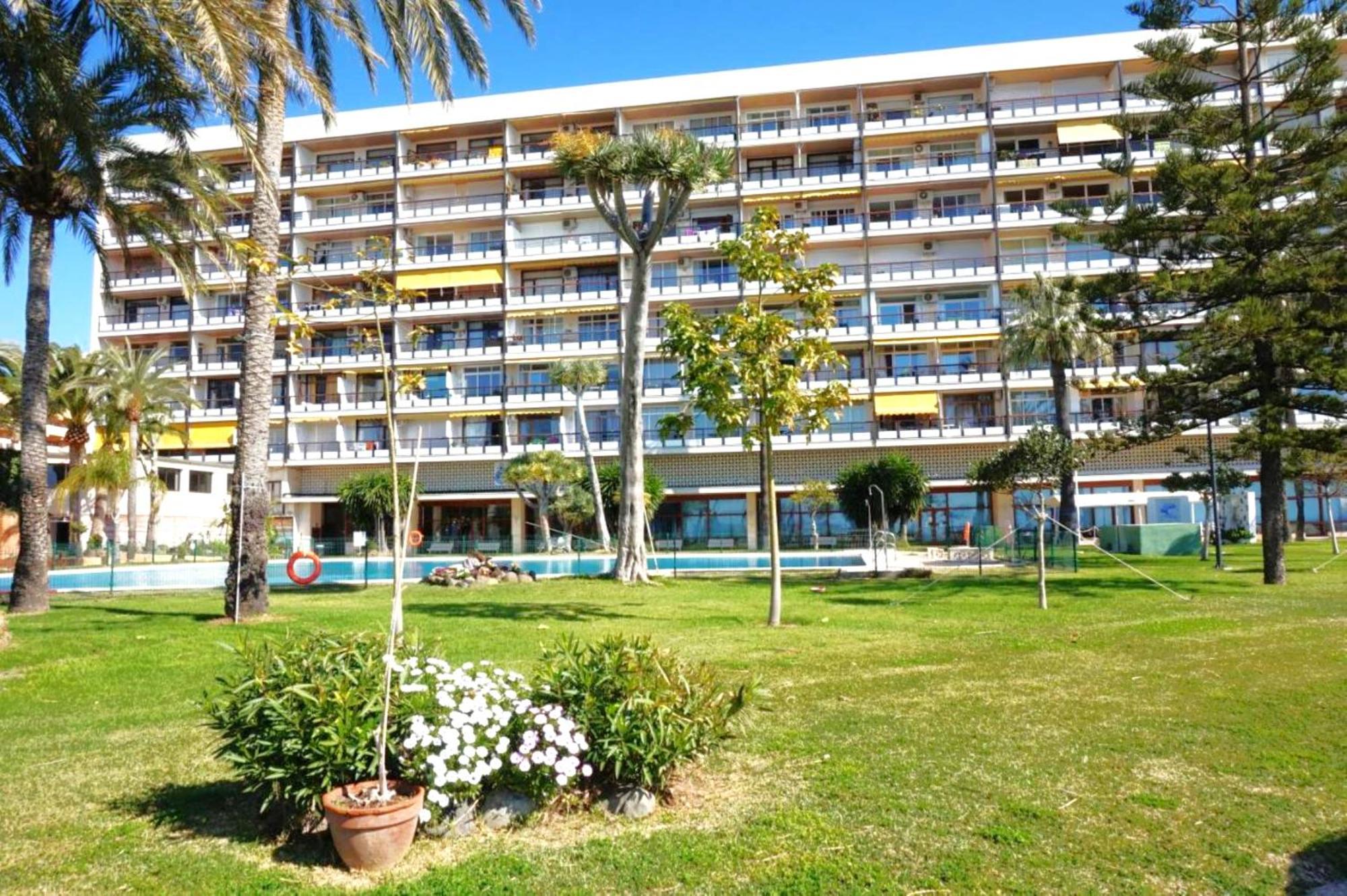 Santa Clara Modern & Exclusive Seafront Apartment *