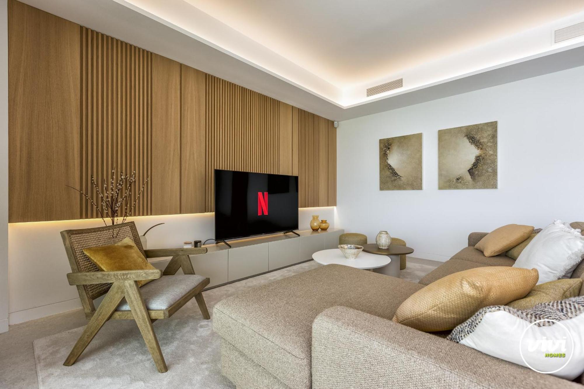 Vivi Homes - Alma Pool, Gym, Sauna, Terrace & Sea View * Torremolinos