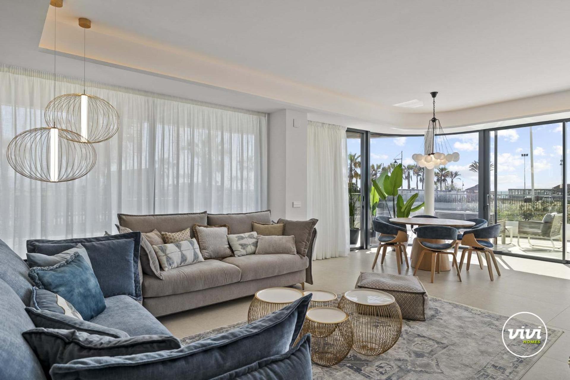Vivi Homes - Sunrise Pool, Sauna, Gym, Terrace & Sea View Appartement