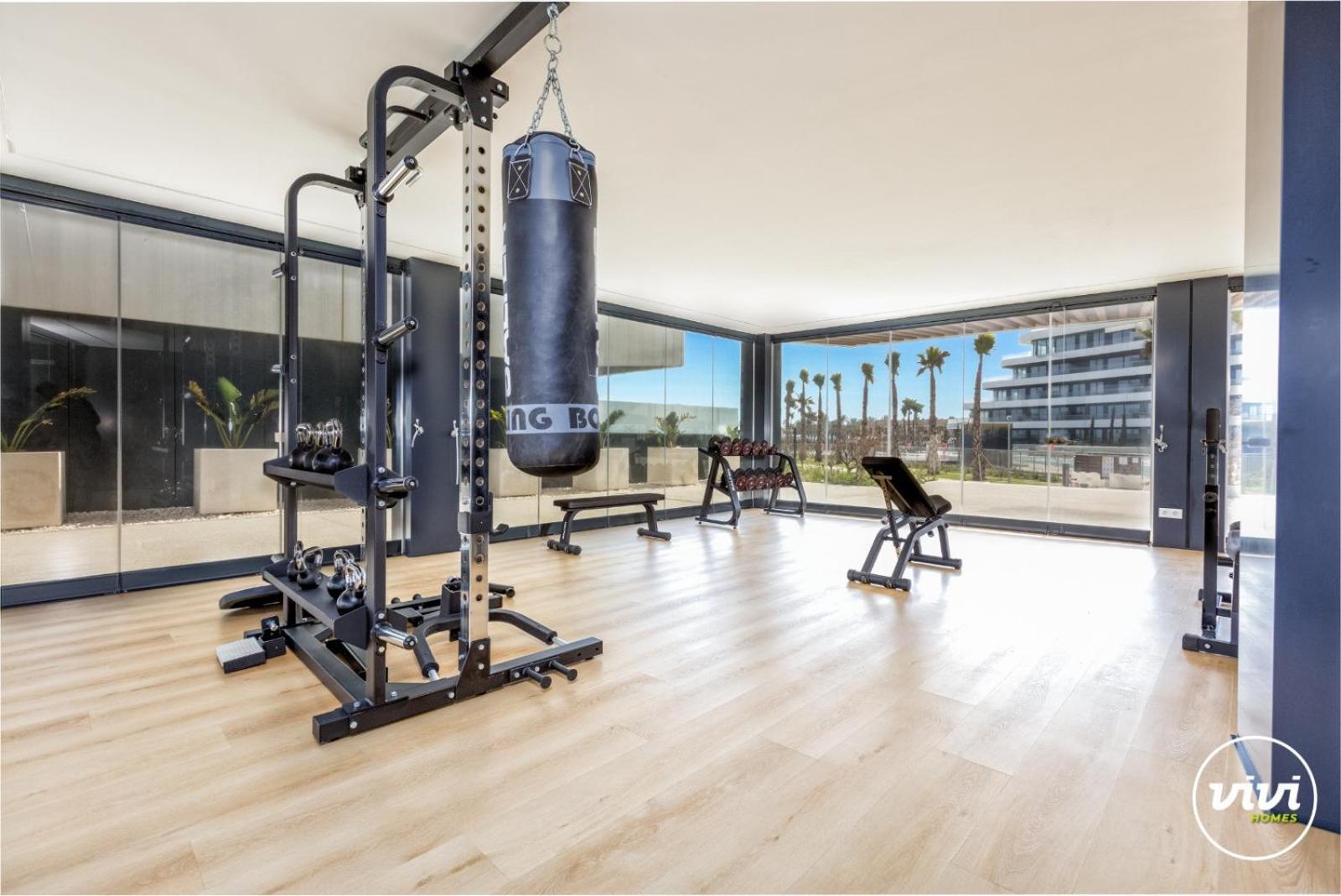 Vivi Homes - Dali Pool, Sauna, Gym & Sea View *