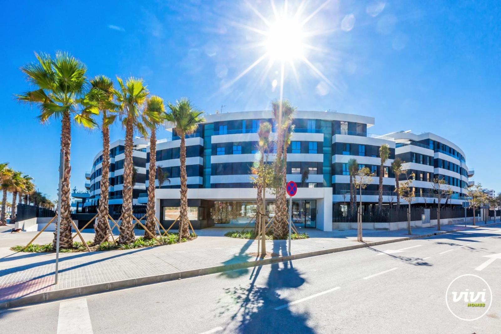 Vivi Homes - Dali Pool, Sauna, Gym & Sea View *
