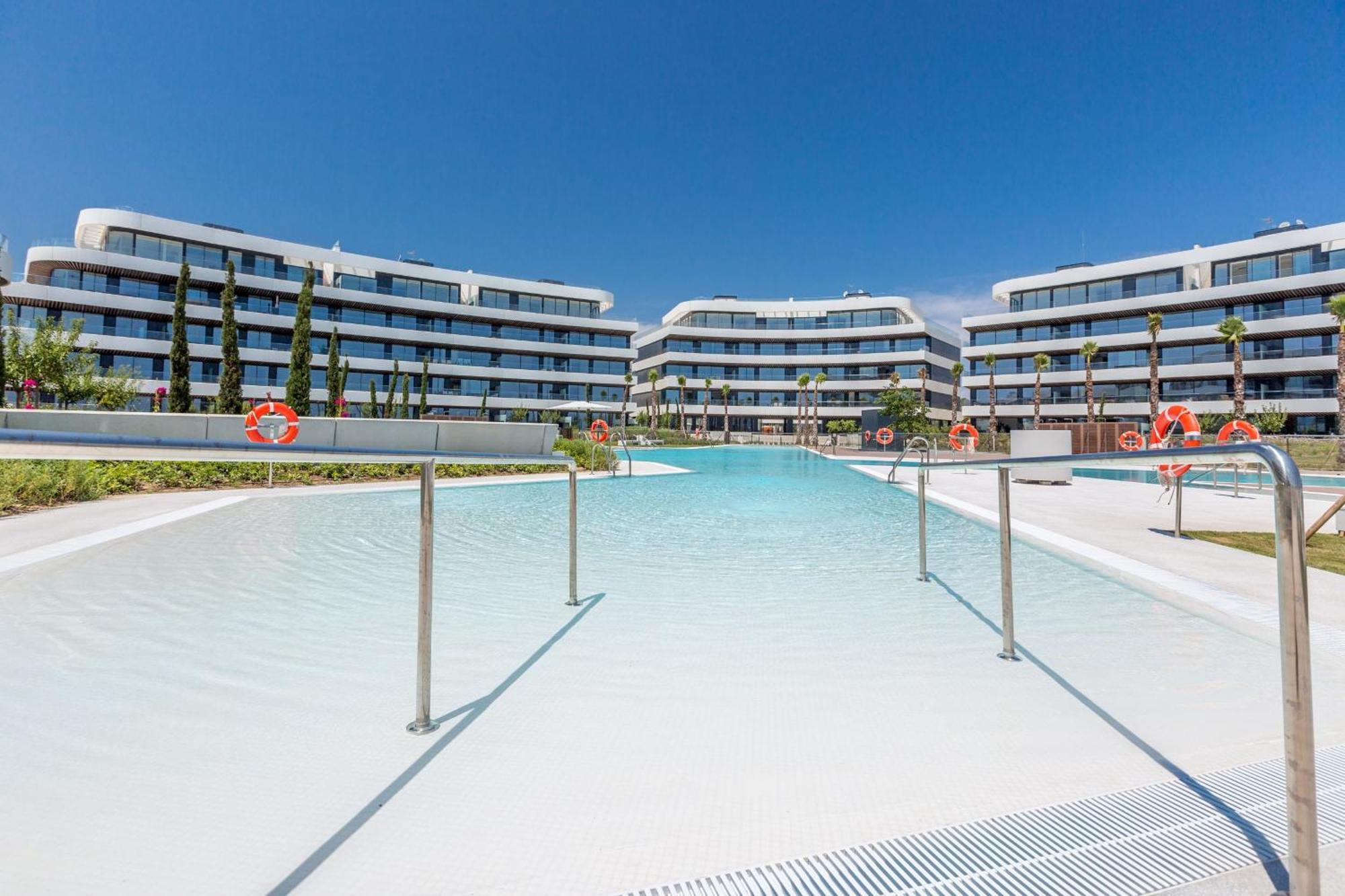 Apartment Vivi Homes - Dali Pool, Sauna, Gym & Sea View