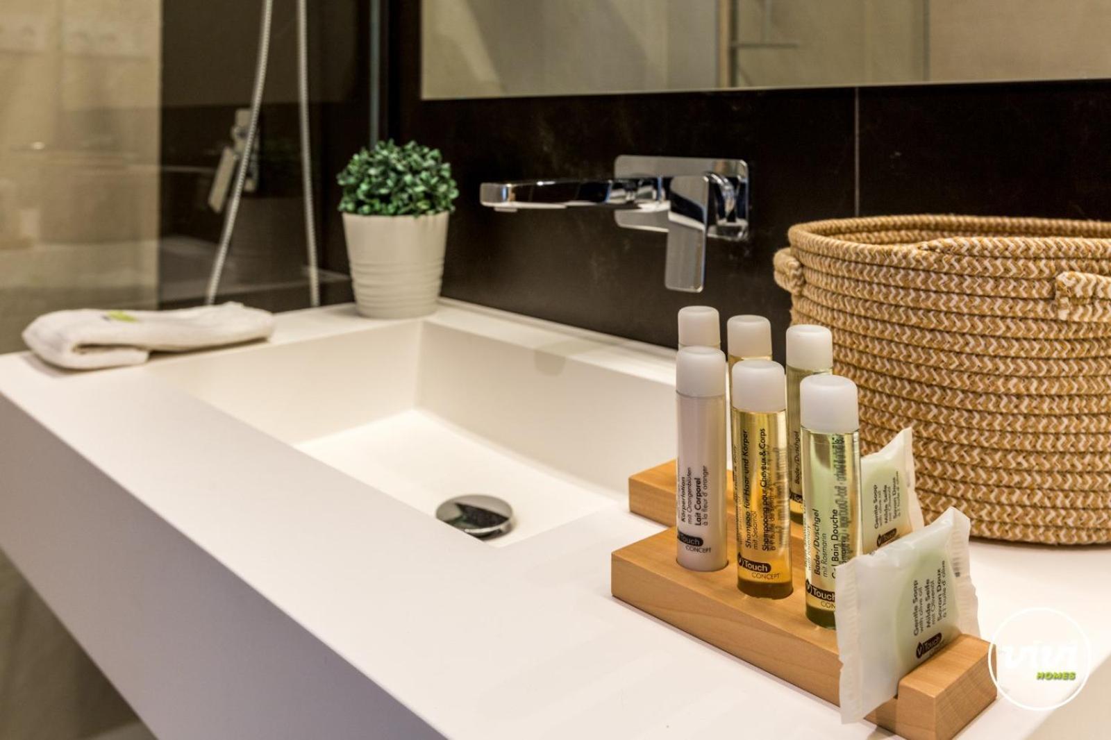 Vivi Homes - Bambu Pool, Gym, Sauna & Beach Torremolinos