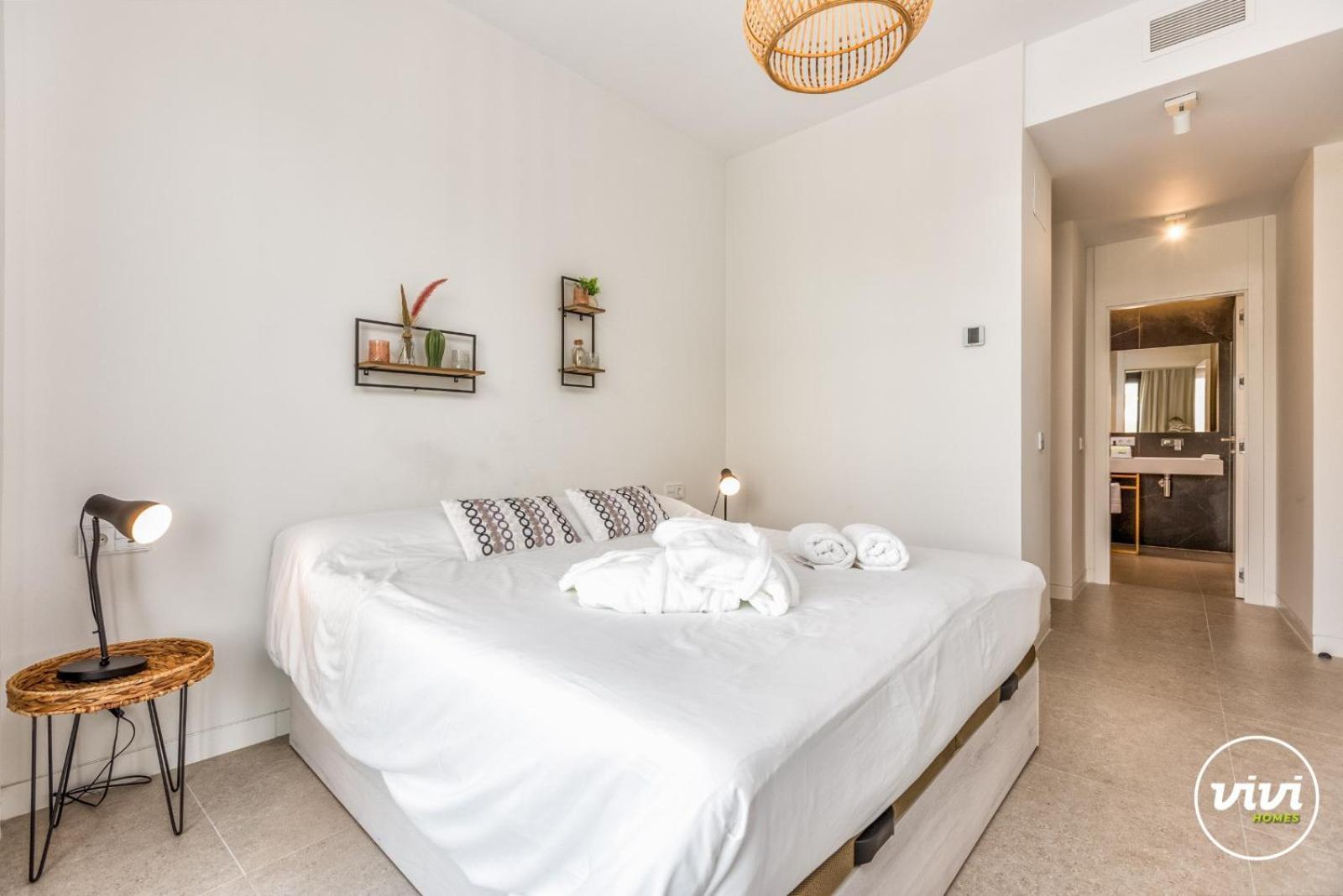 Vivi Homes - Rembrandt Pool, Sauna, Gym & Sea View Apartamento *