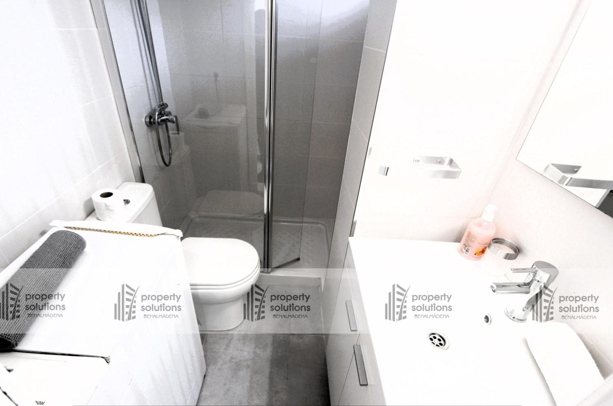 Estudio - Piscina Y Playa- Cercano A Estacion De Tren- Perfecta Ubicacion Appartement Torremolinos