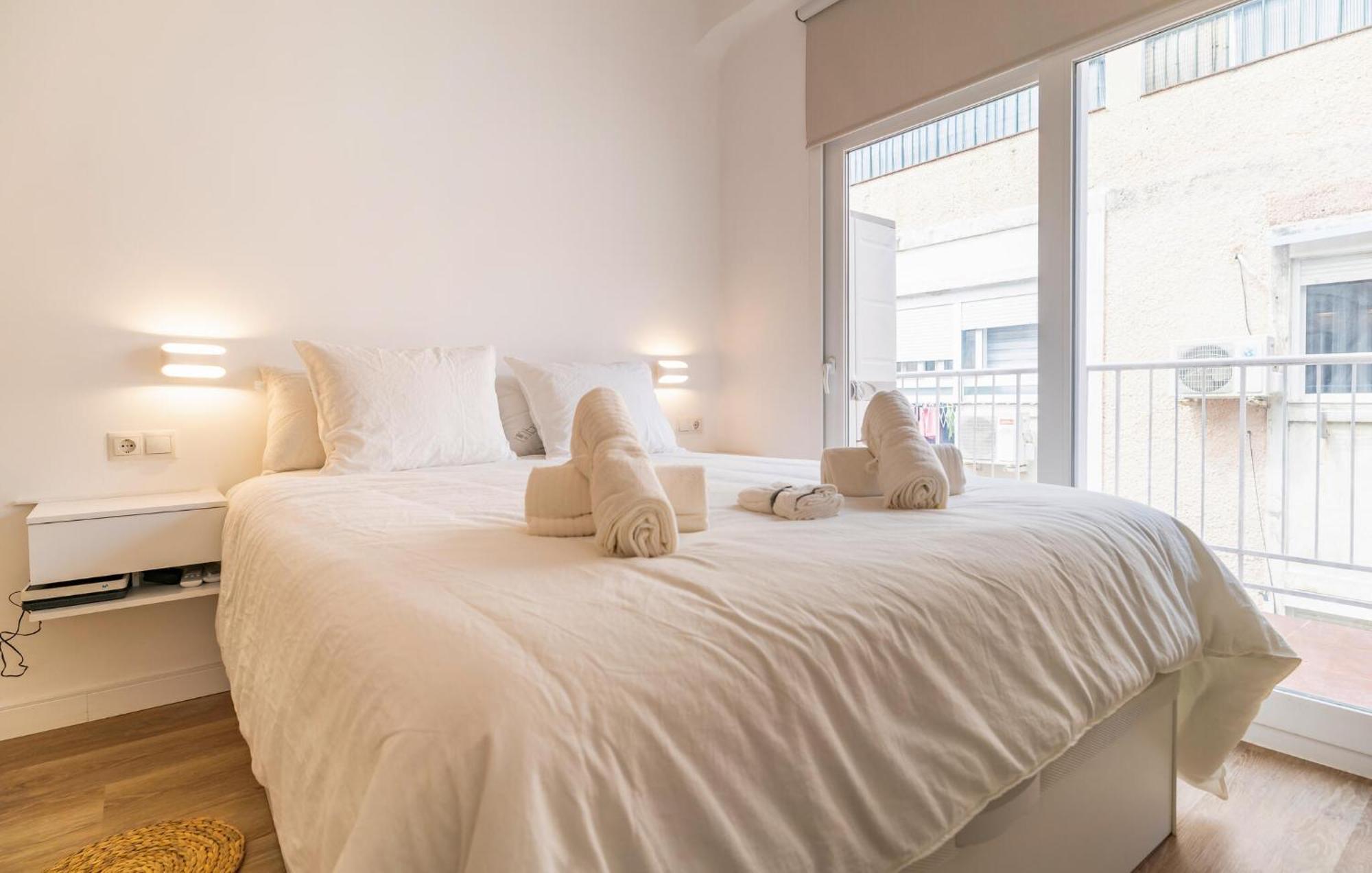 Apartamento Beautiful In With Kitchen *
