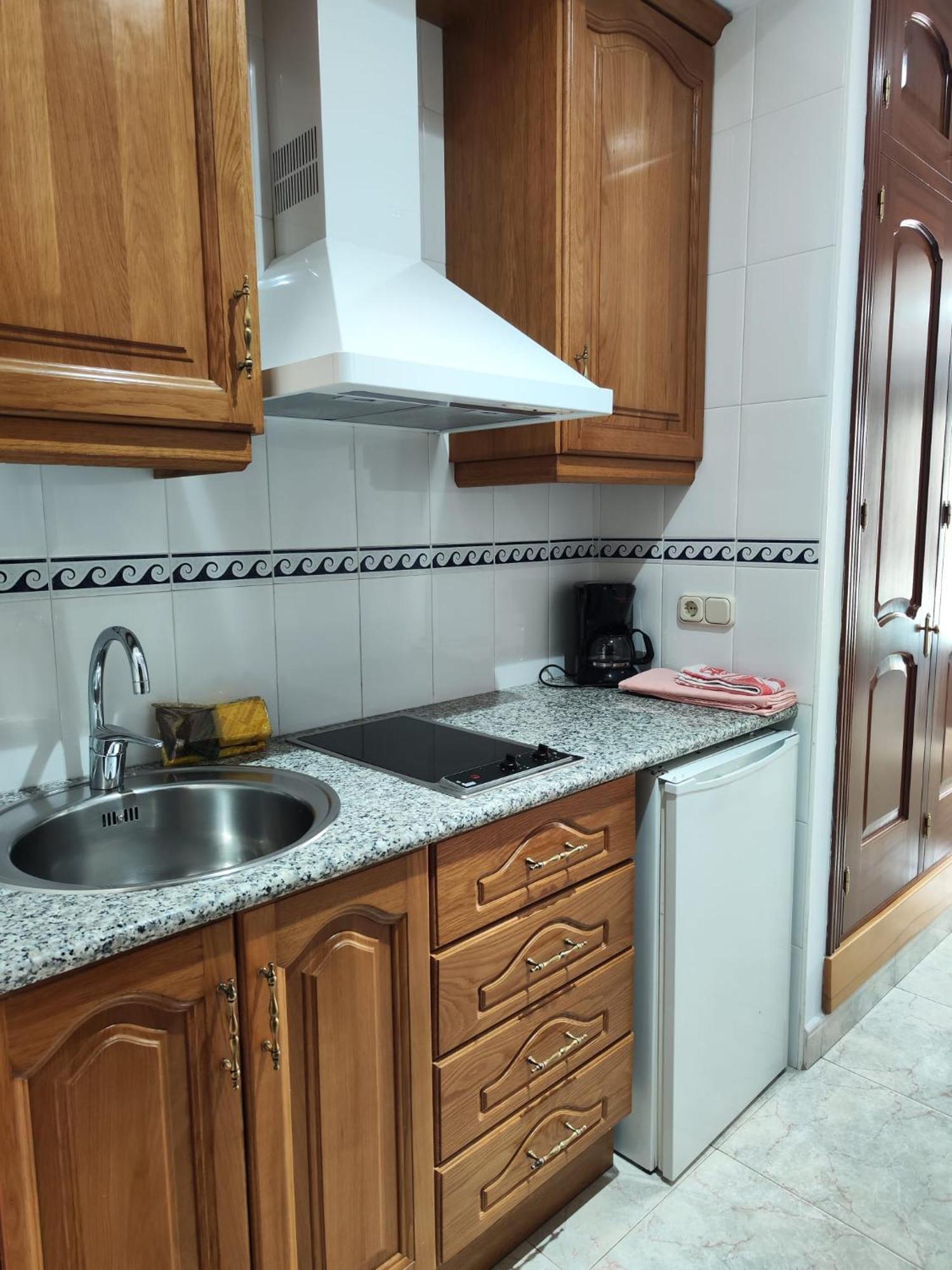 Leonor Carihuela Apartamento *
