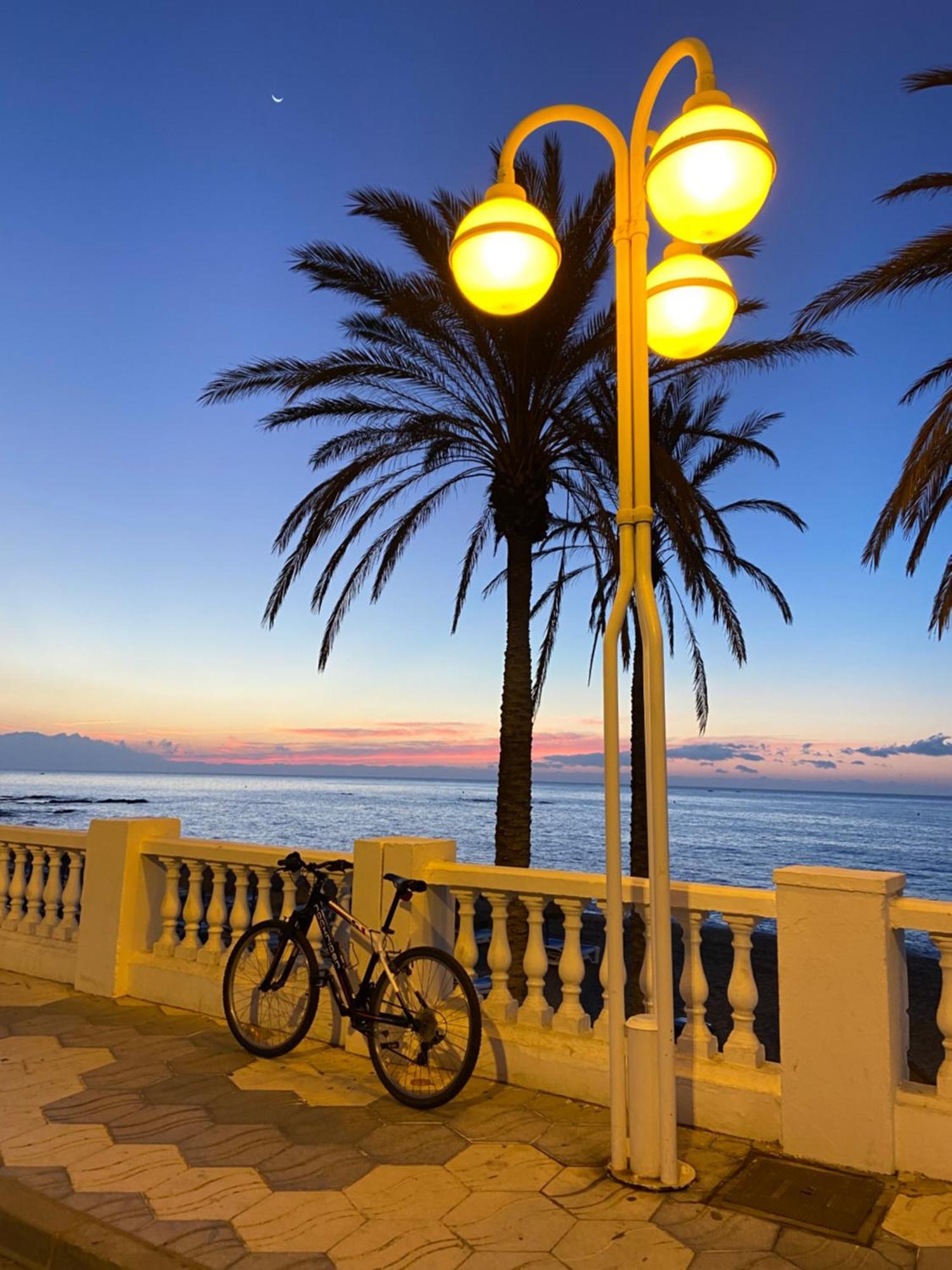 First Line Beach, Tenniscourt And Pool * Torremolinos