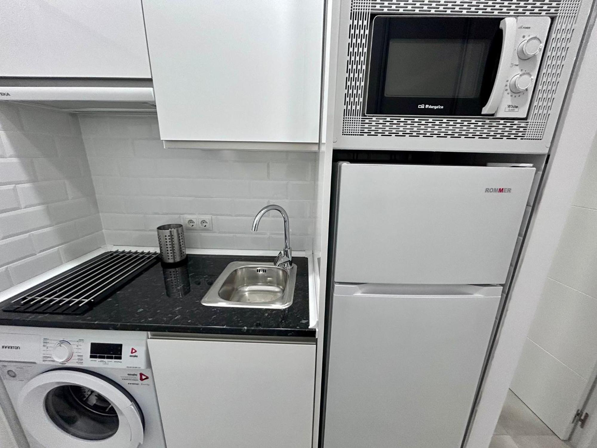 Apartment Ver64 - Nuevo, Reformado 100, Terraza, Wifi, Playa A 600 Metros, Centro A 300 Metros