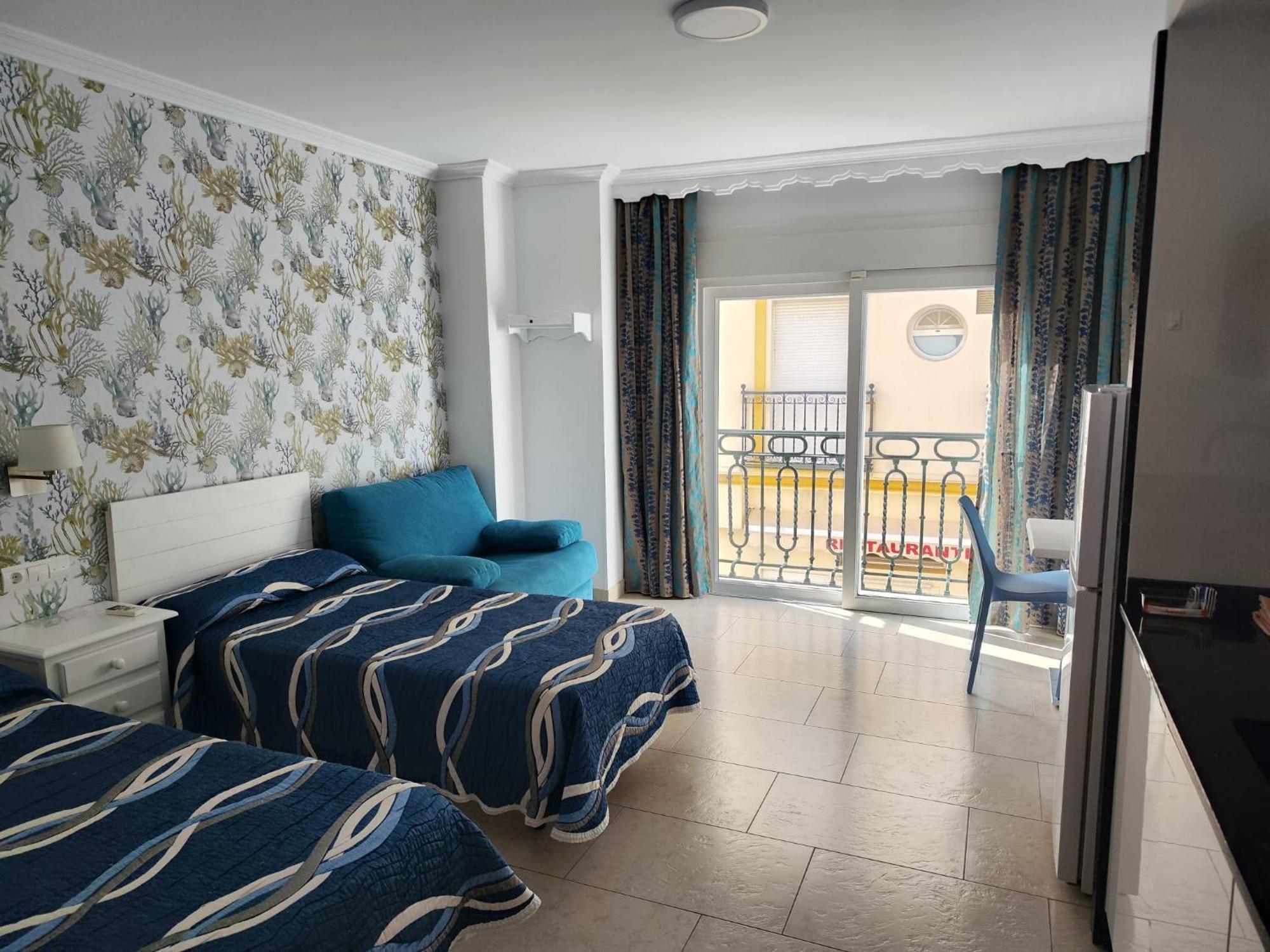 Leonor Y Caracas Apartamento Torremolinos