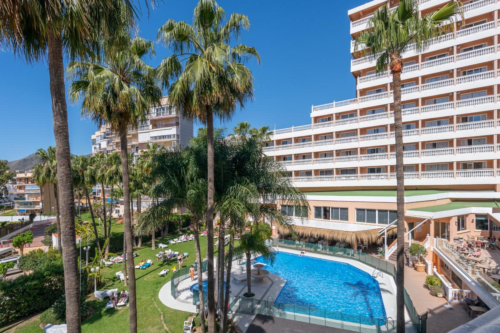 Parasol By Dorobe Hotel
