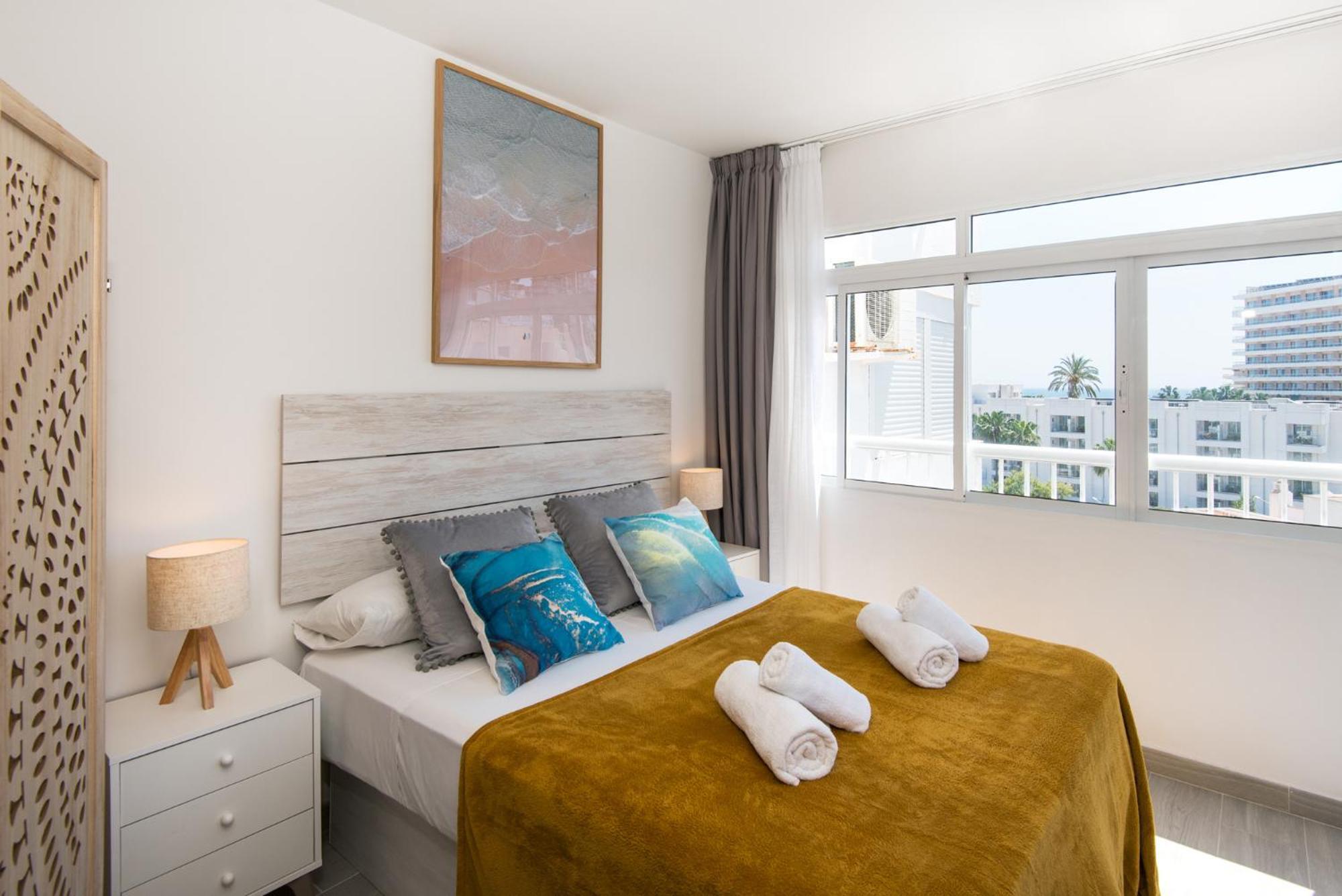 Bajondillo Beach, Large Loft With Intense Sun Apartamento *