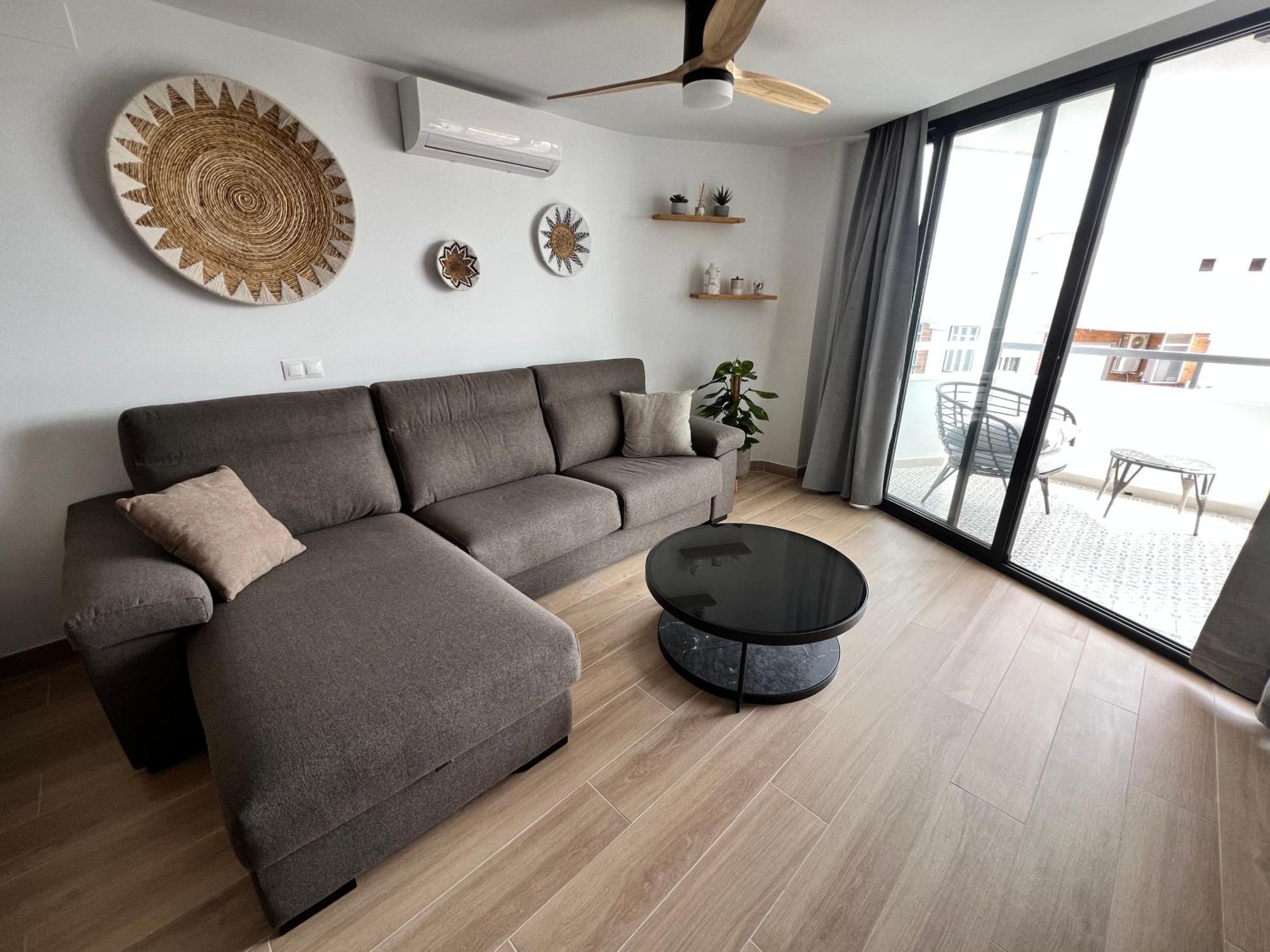 Joan Miro Apartment *