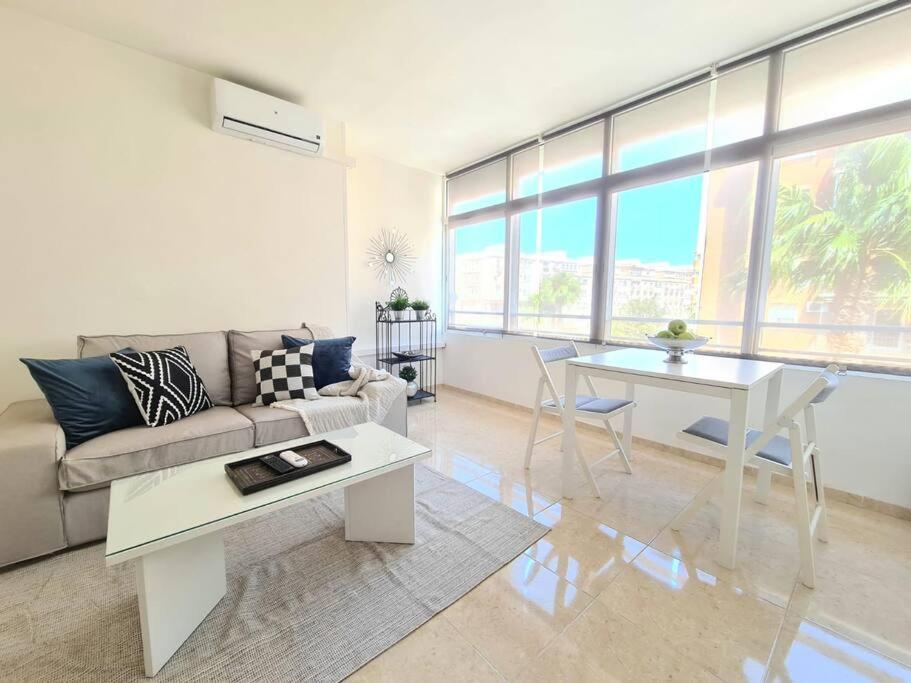 Luminoso Estudio En Torremolinos