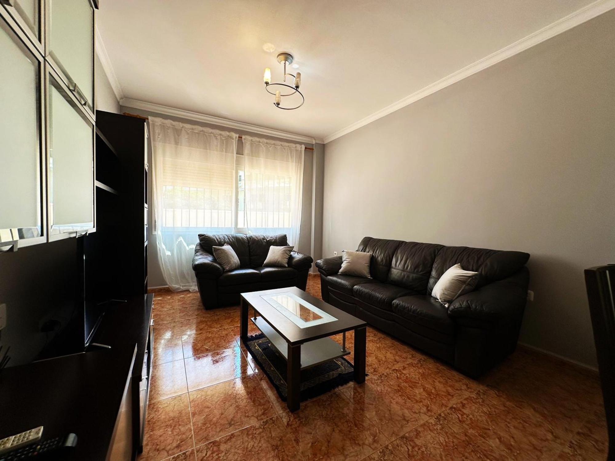 Apartment Bajbaj - 2 A 100 Metros De La Playa Del Bajondillo, A 300 Metros Del Centro De *