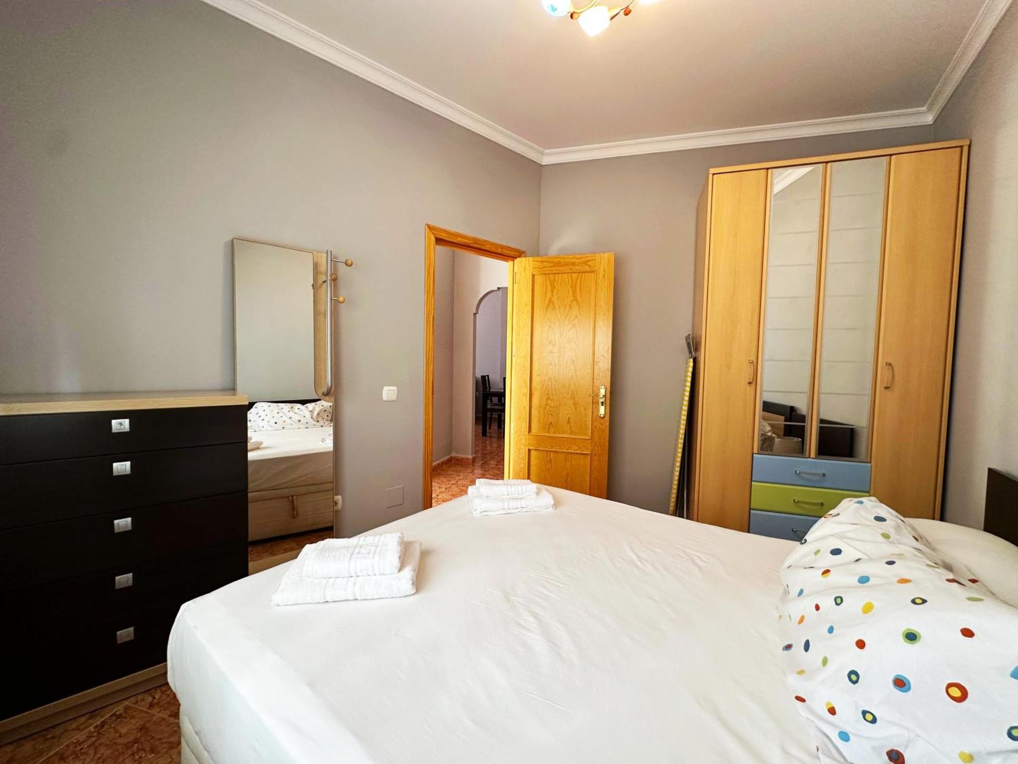 Appartement Bajbaj - 2 A 100 Metros De La Playa Del Bajondillo, A 300 Metros Del Centro De Torremolinos