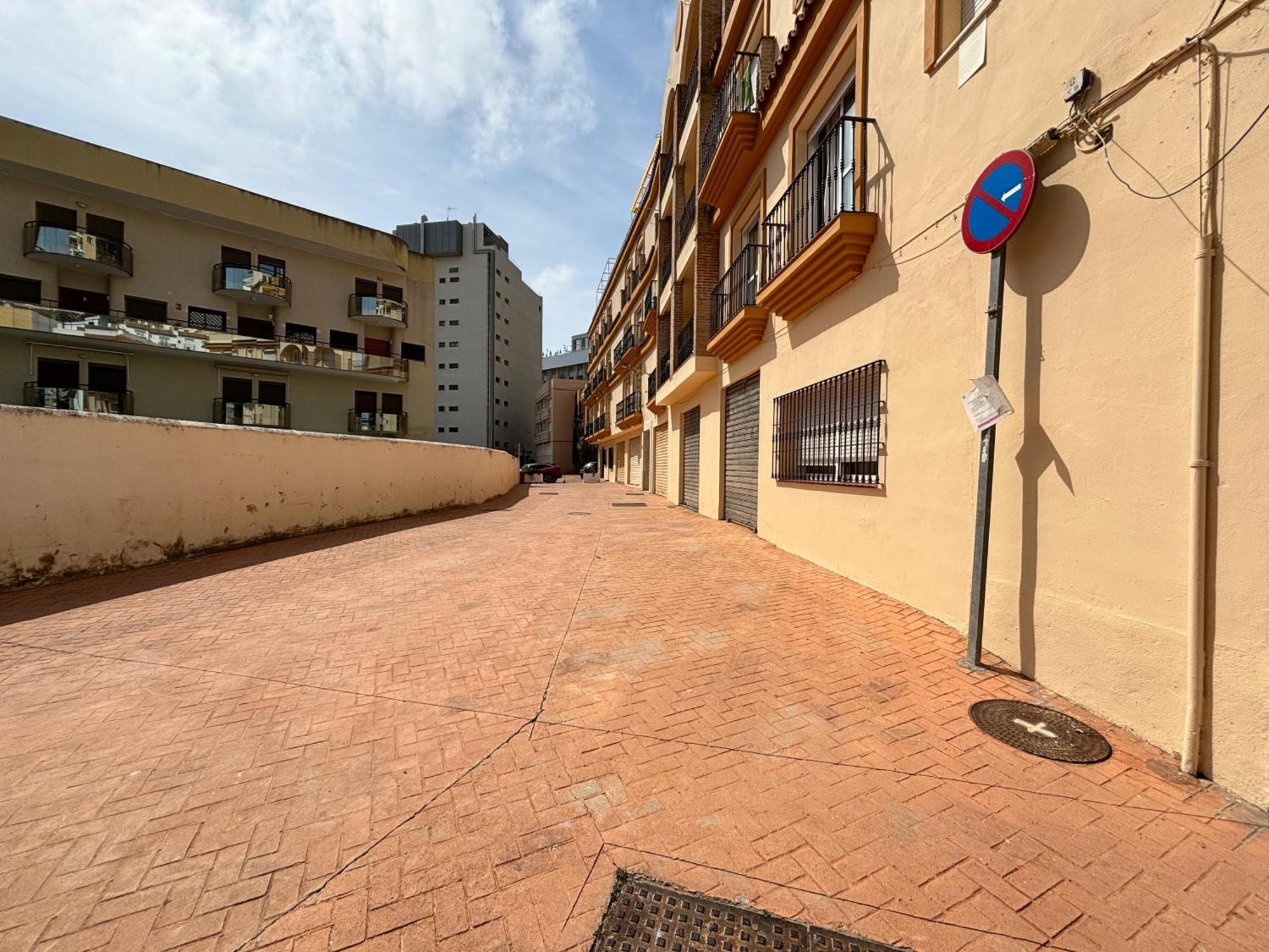 Appartement Bajbaj - 2 A 100 Metros De La Playa Del Bajondillo, A 300 Metros Del Centro De *