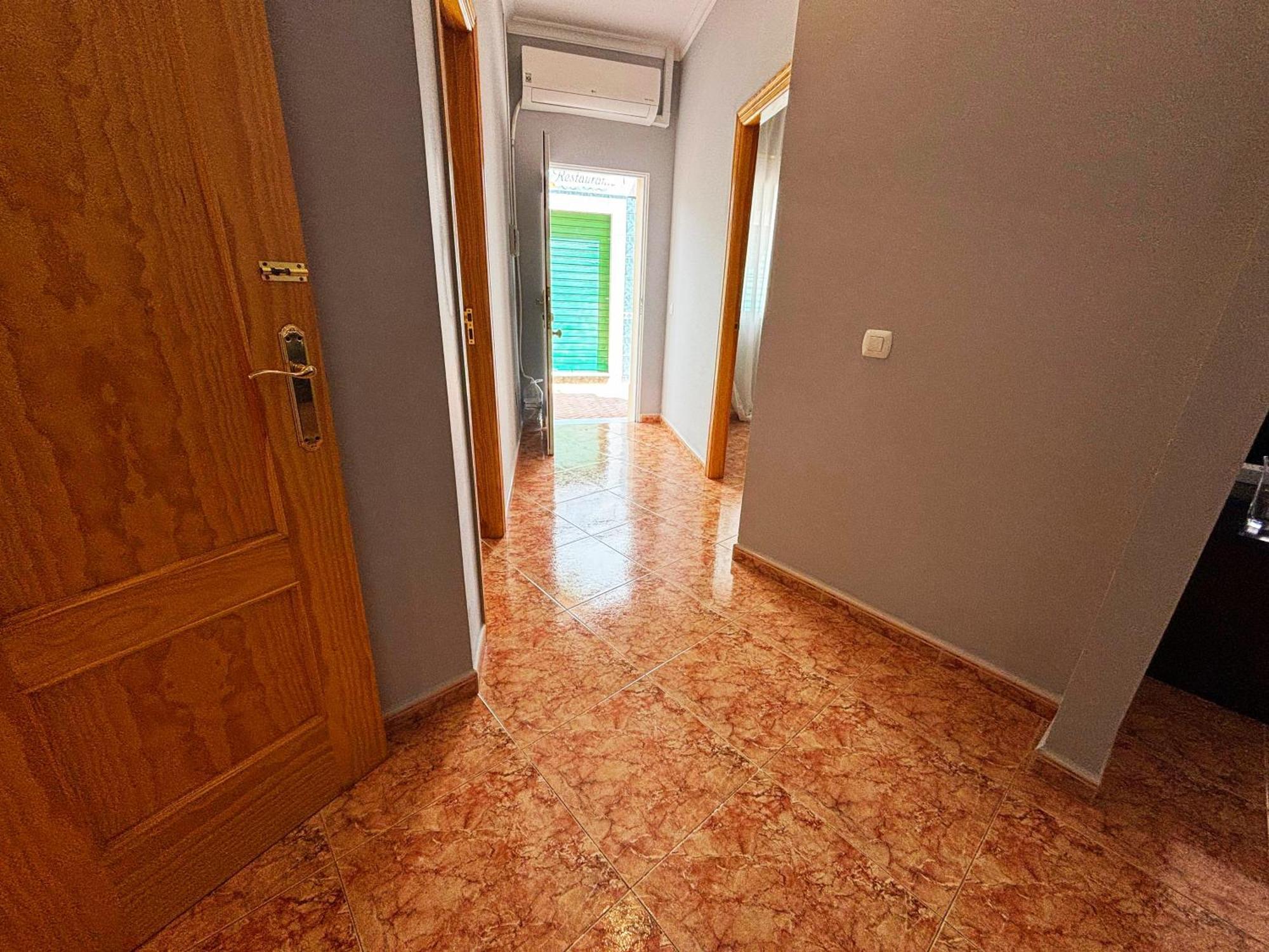 Appartement Bajbaj - 2 A 100 Metros De La Playa Del Bajondillo, A 300 Metros Del Centro De *