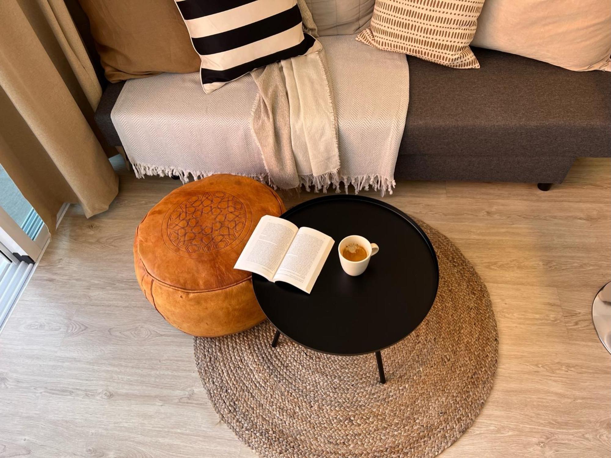 Stylish And Comfortable One Bedroom With Sea View Apartment
