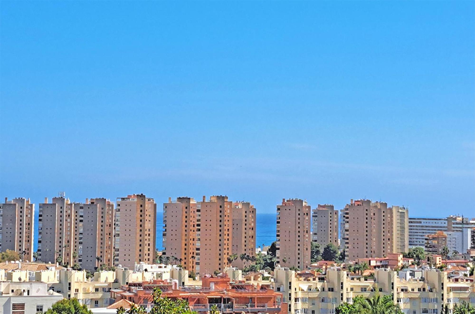 Apt. Colina De Mar- Coastal Retreat Near The