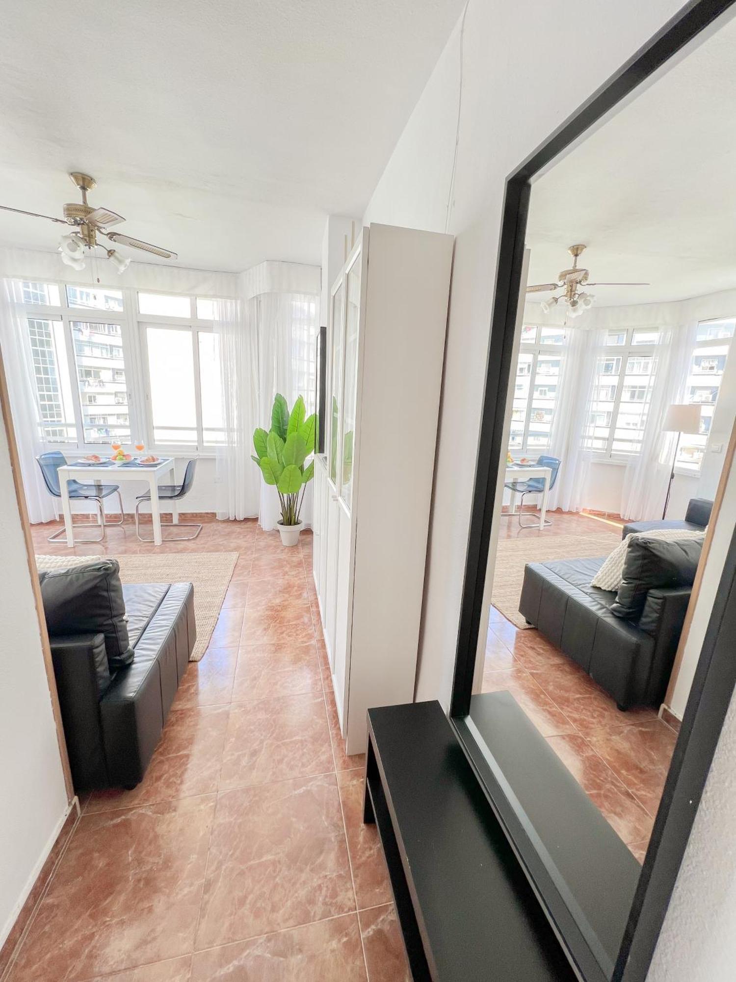 Cozy & Bright Flat Centre Apartment