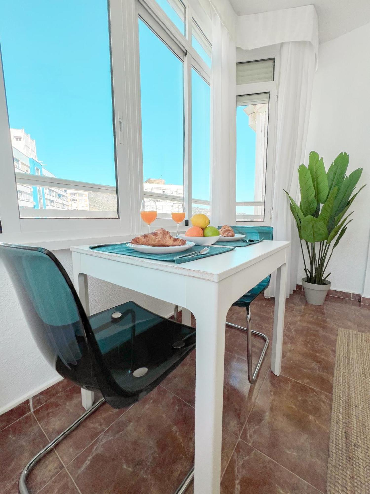 Cozy & Bright Flat Centre Apartment *