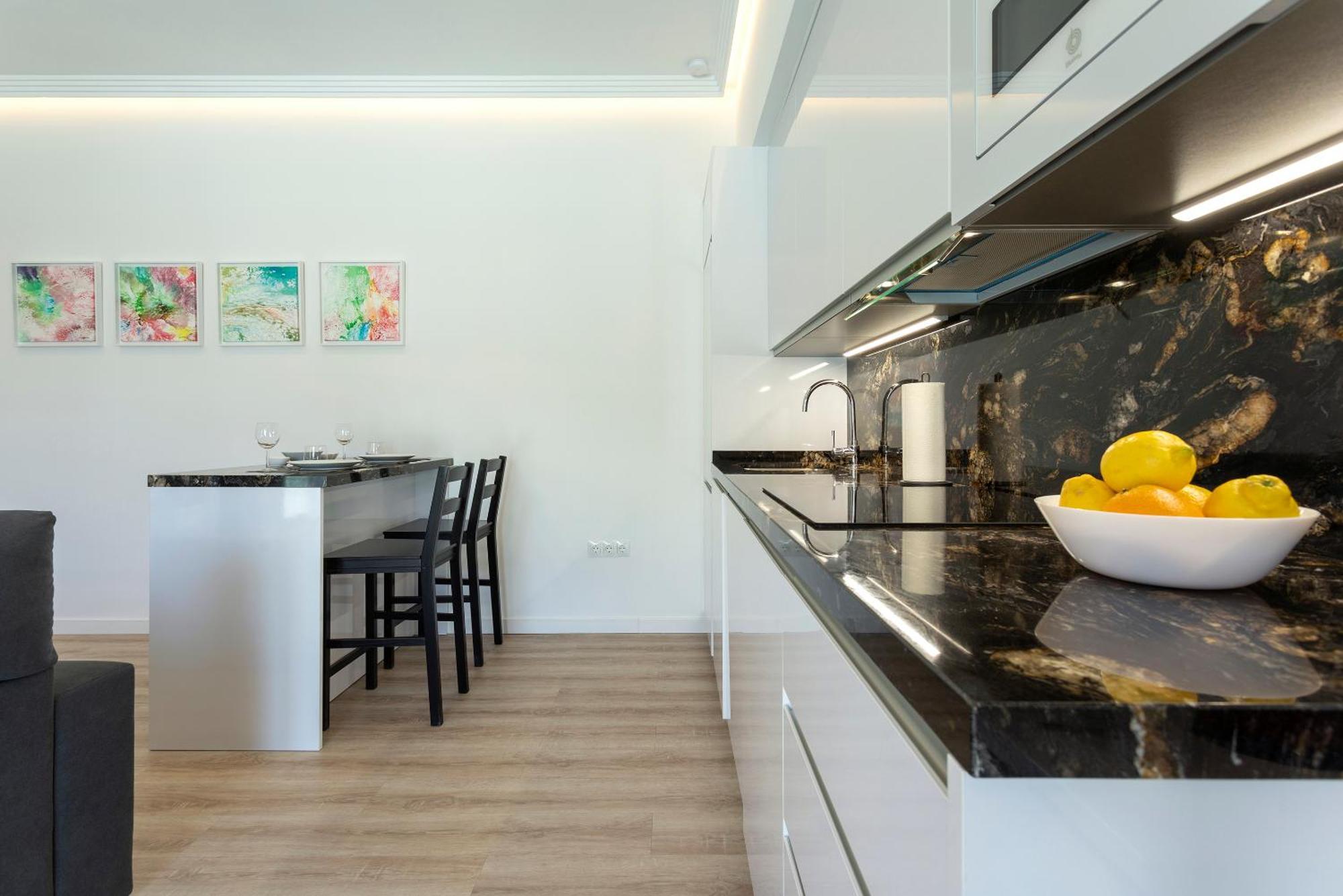 Precioso Con Terraza En La Nogalera By Rent Me Apartment