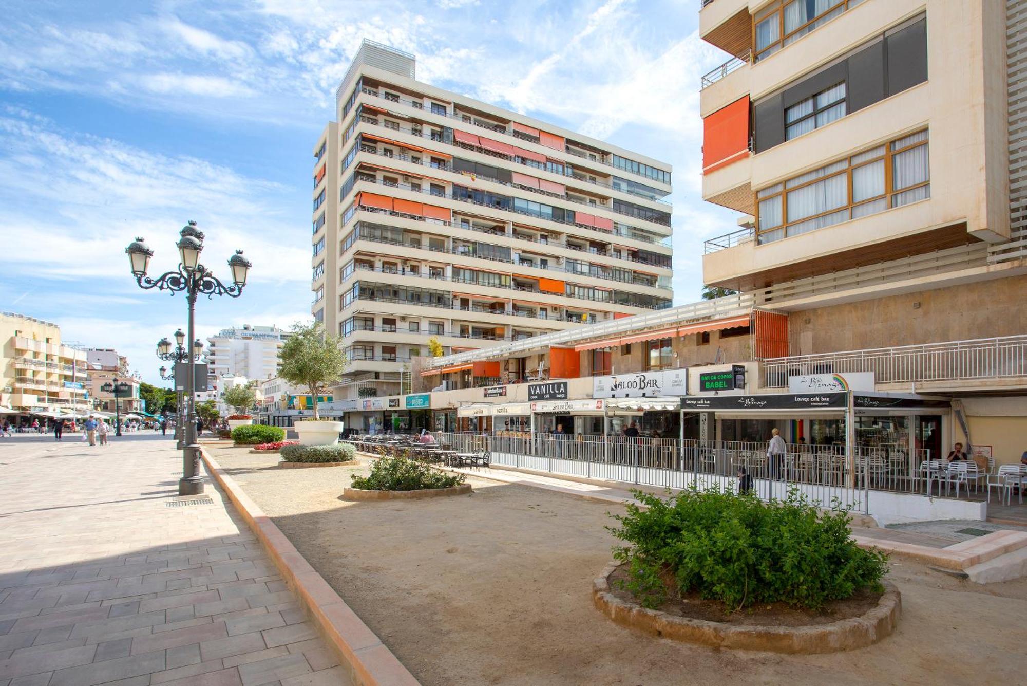 Apartment Precioso Con Terraza En La Nogalera By Rent Me Torremolinos