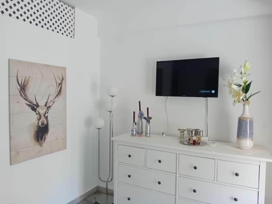 Moderno Piso En Carihuela * Torremolinos