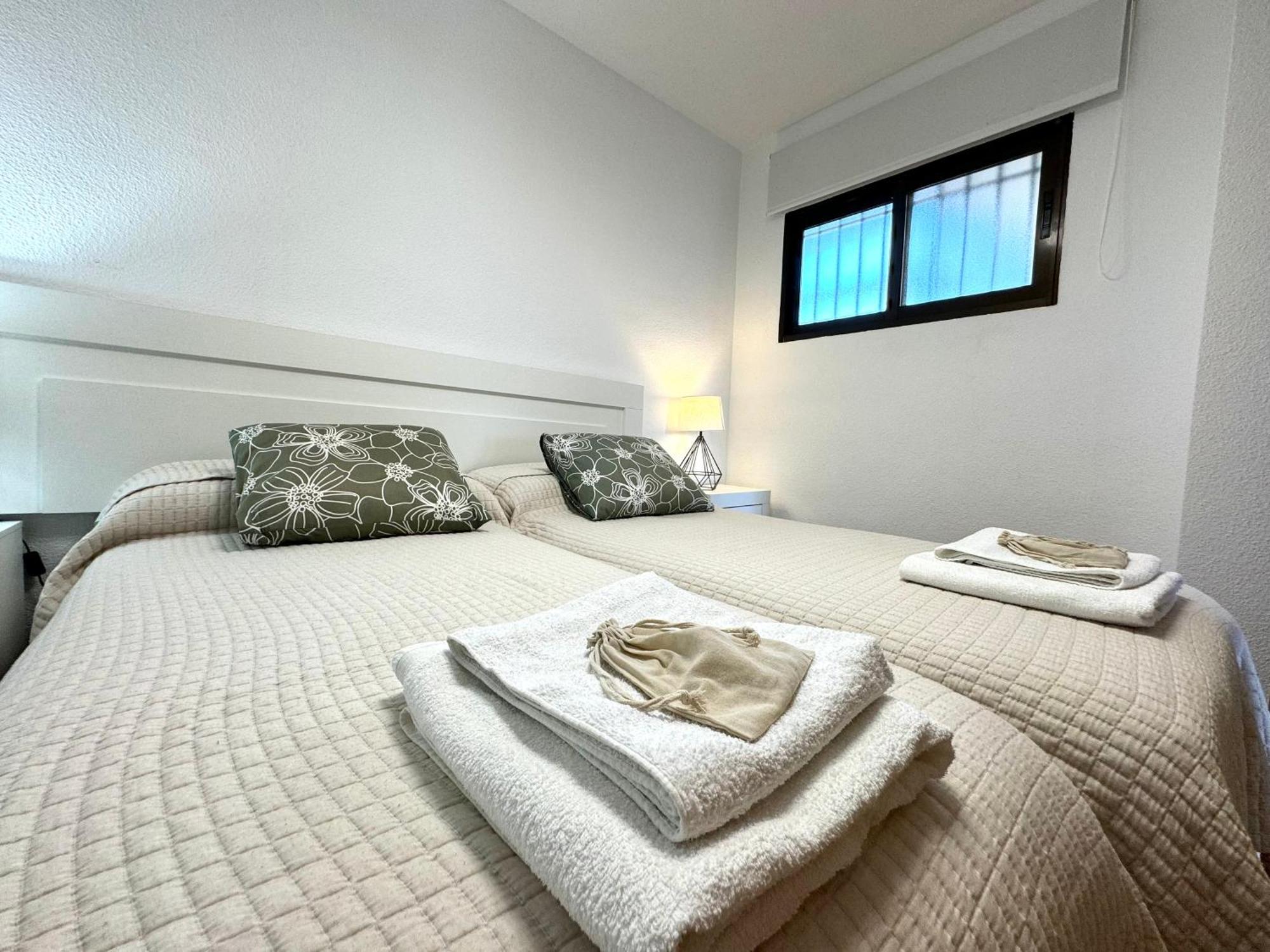 Apartment La Carihuela A 150 Metros De La Playa Con Espectaculares Vistas *