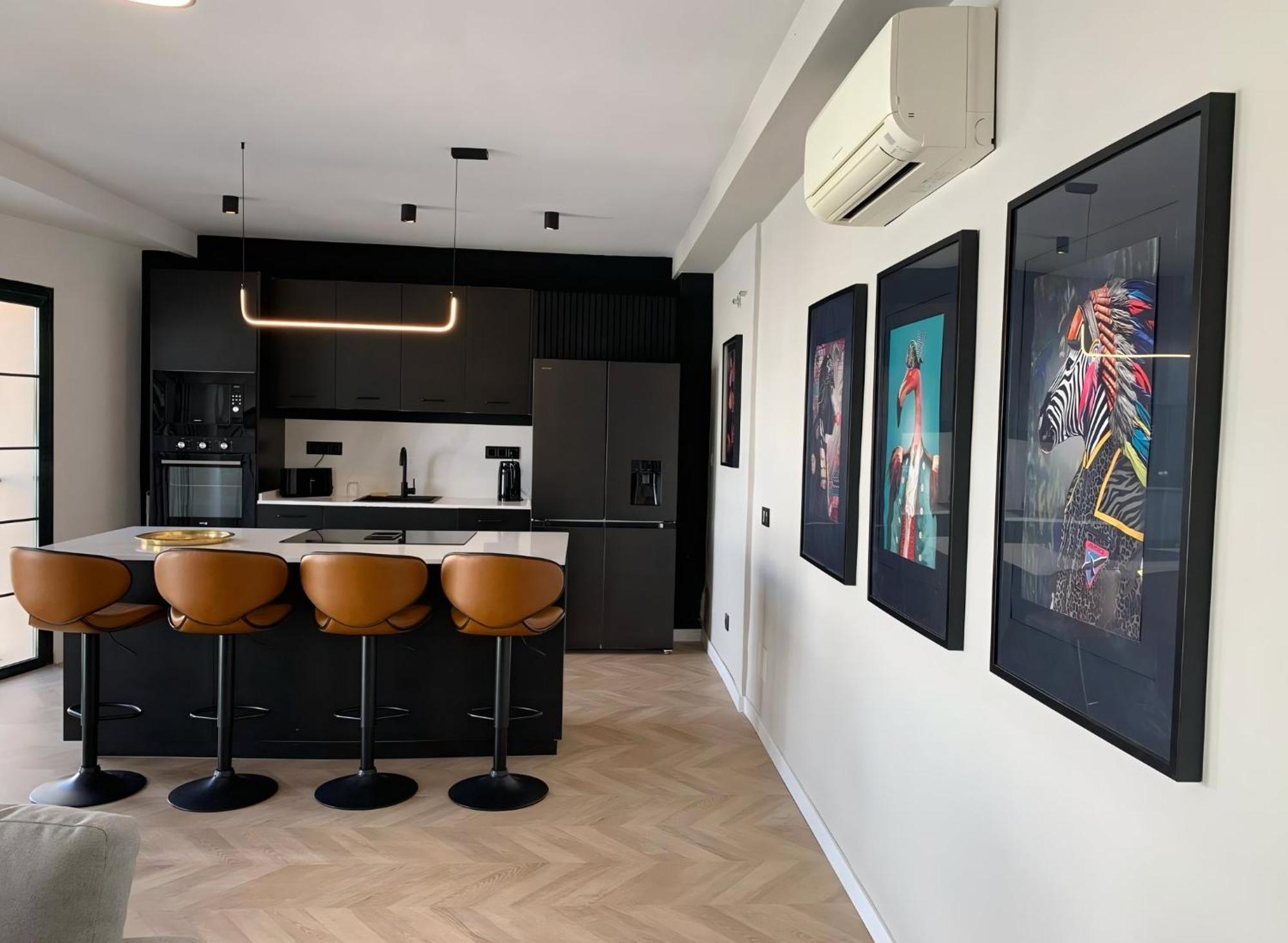 House Of Maximus - High Standing - Centre 90m2 Apartment