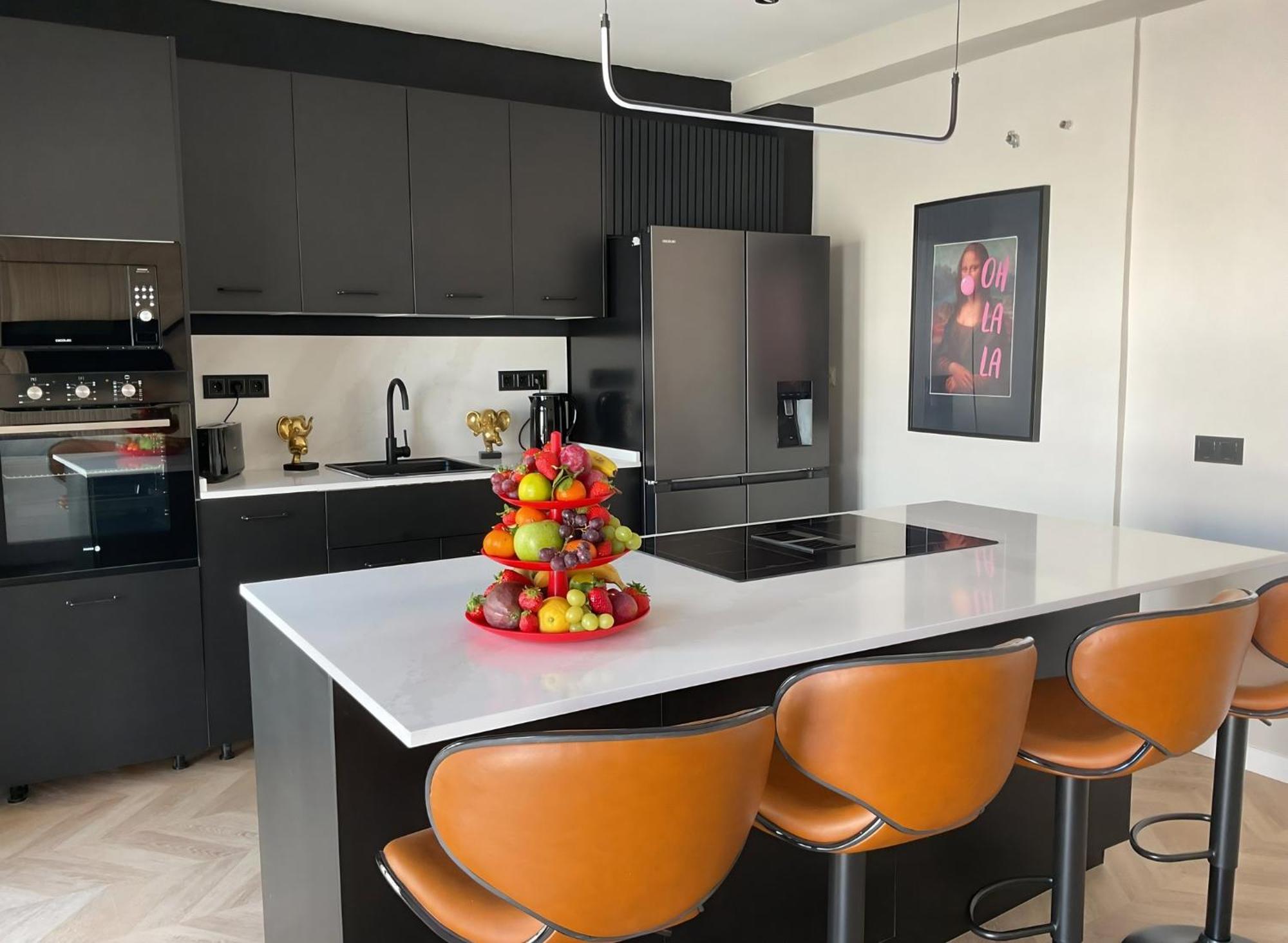 House Of Maximus - High Standing - Centre 90m2 Apartment *